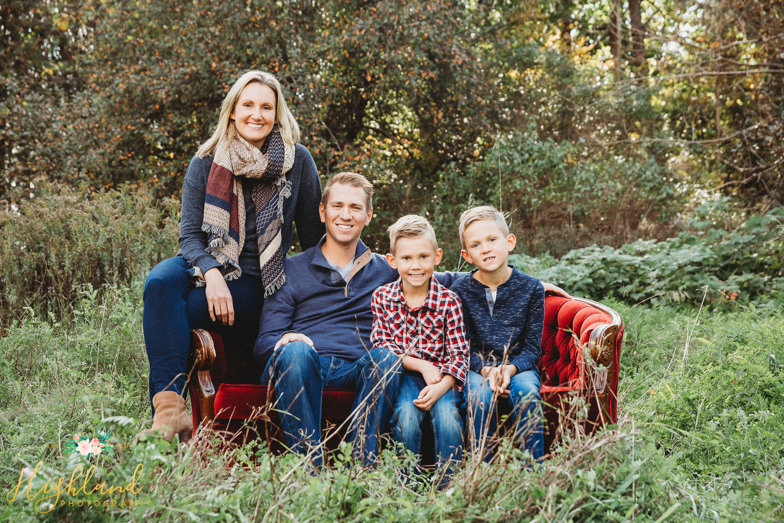 logo - fall family.jpg