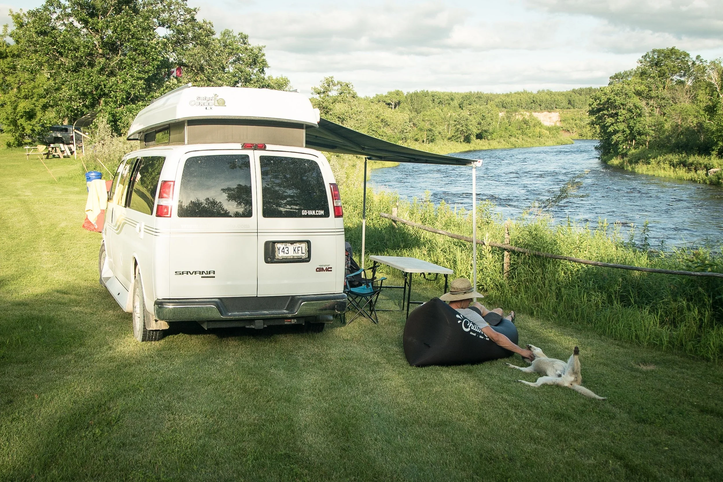 Chilling by the Roseau River, Manitoba, Photo: Samuel Rocheleau