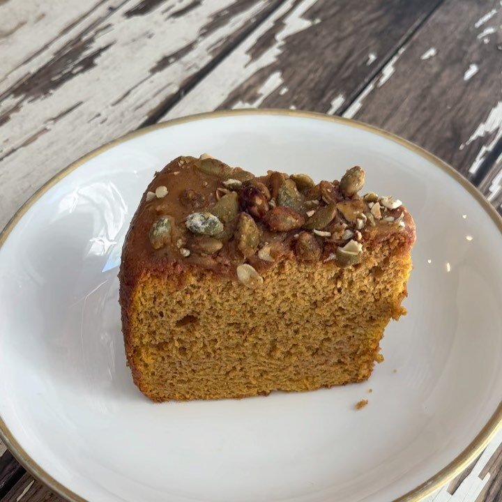 It&rsquo;s definitely a rip-with-your-hand kind of cake. At least, that&rsquo;s how I love to eat it.⁣
⁣
Our pumpkin chiffon cake is one of the few pumpkin things we make. I&rsquo;m usually not a big pumpkin fan, but this is without a doubt very high