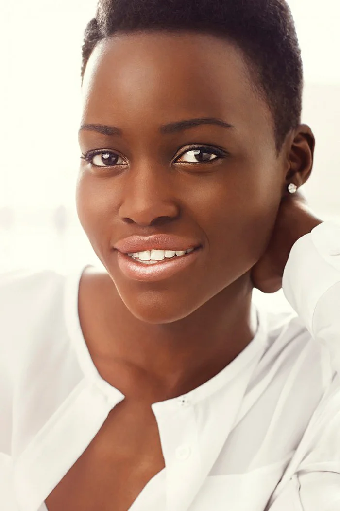 Achieving a flawless natural makeup finish