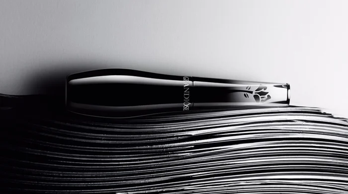 Lancôme launch Grandiôse mascara.