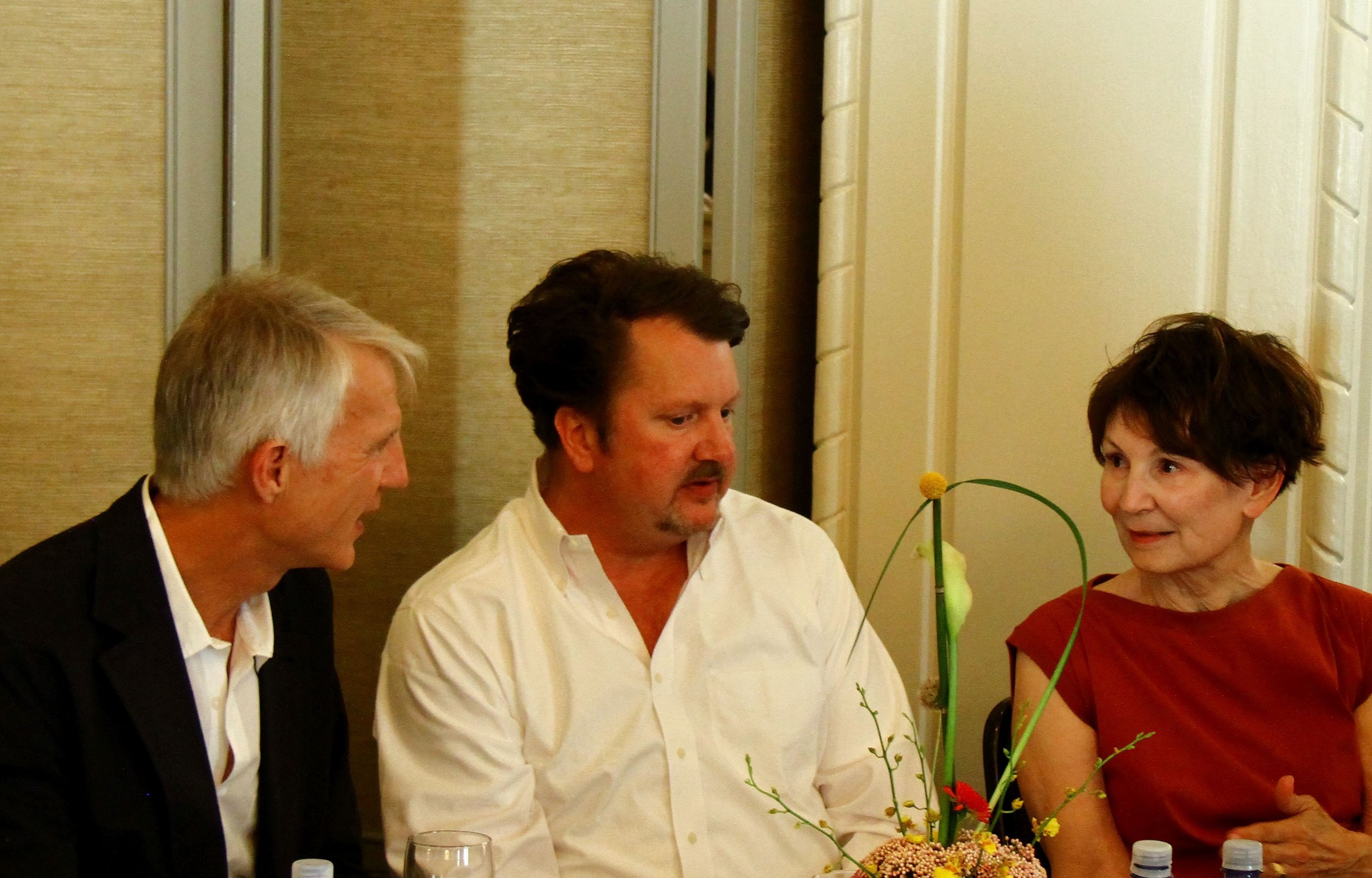 ICAA NW Chapter President, Duncan McRoberts (center), Craig Keist, and Suzanne Millis-Berselli.