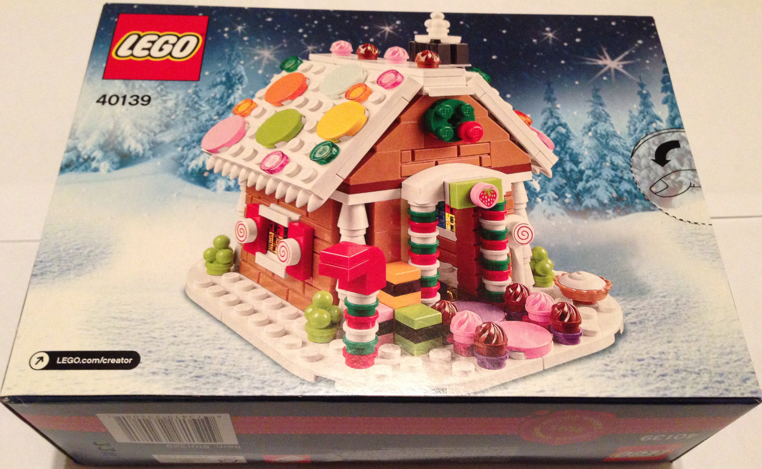 Christmas Promo Reviews - Gingerbread House (40139) and Christmas Train (40138) Bricks for Bricks