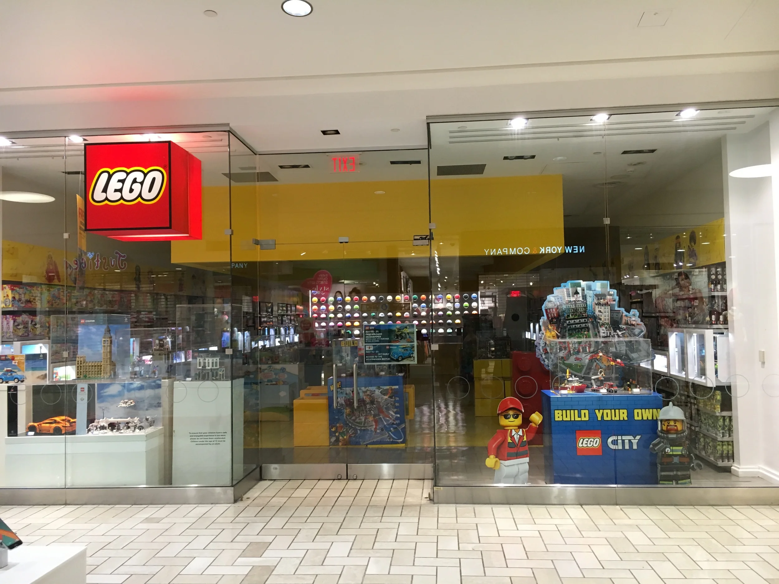 Store Review - LEGO® Brand Store - Tysons Corner Center - McLean, VA
