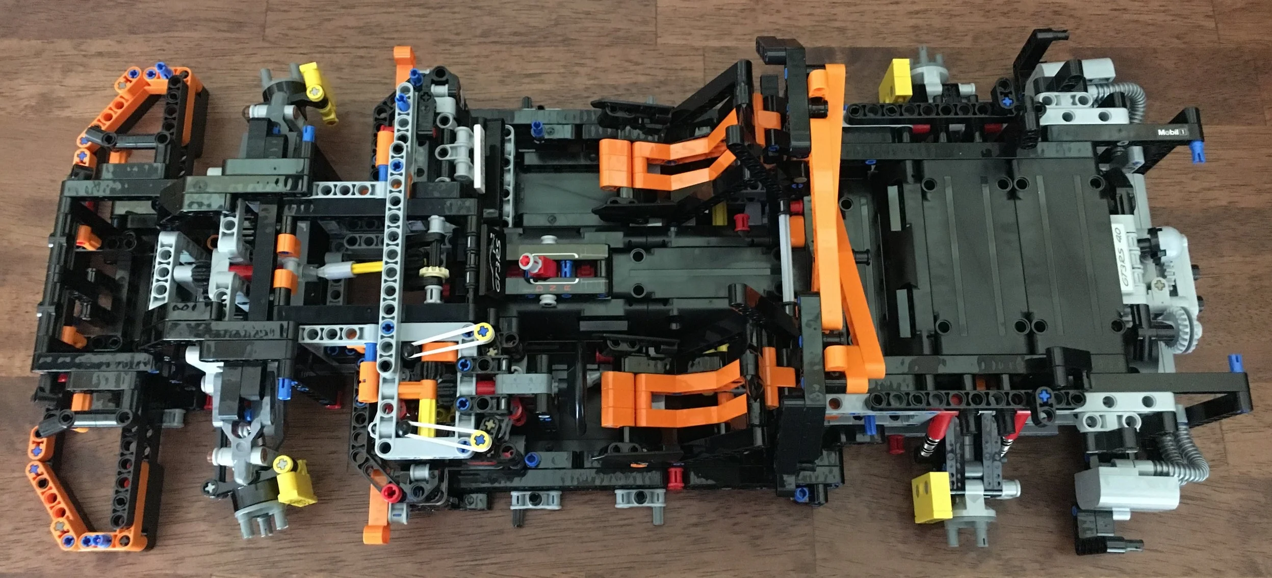 Set Review - Porsche 911 GT3 RS - #42056 - Technic - Part 3