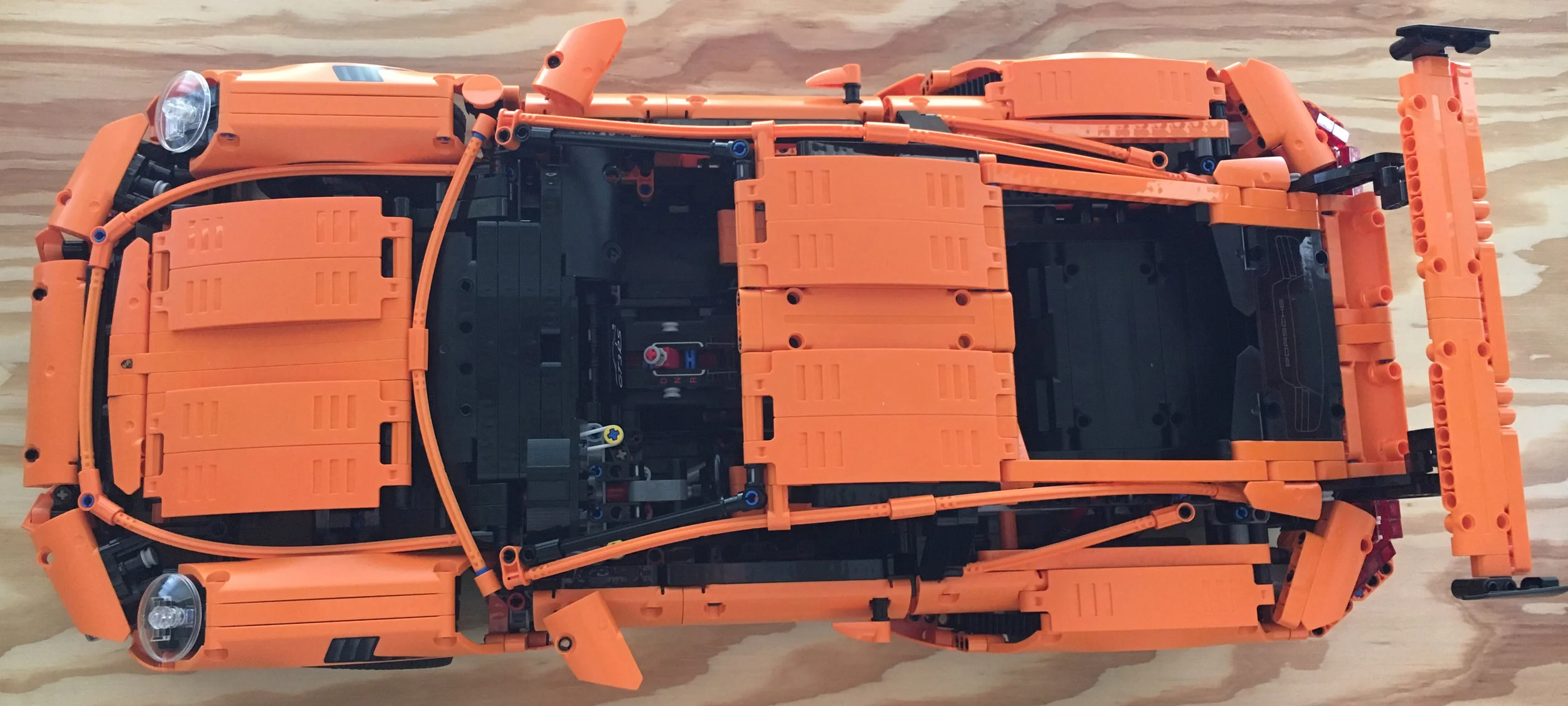 Set Review - Porsche 911 GT3 RS - #42056 - Technic - Part 5