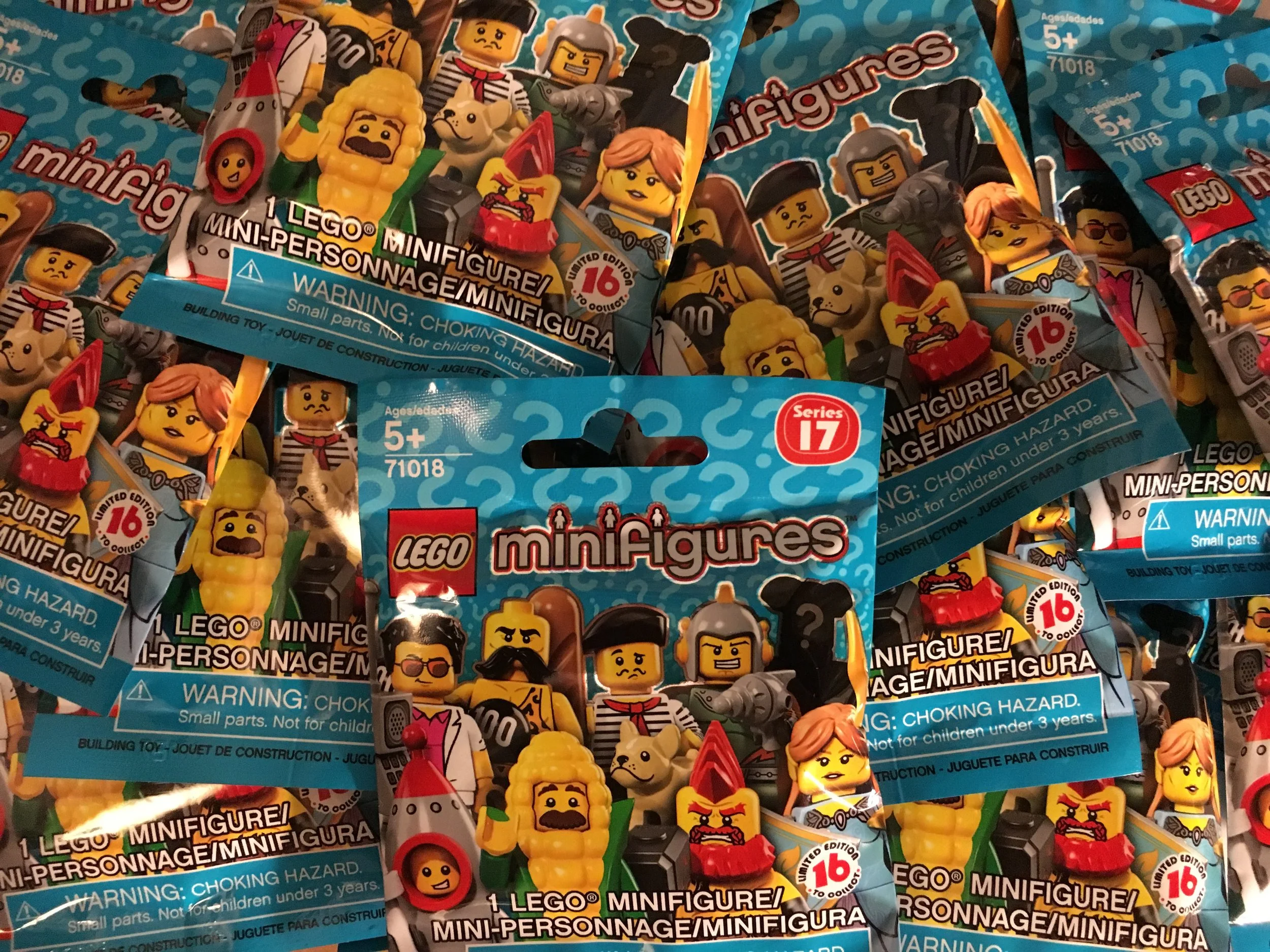 Set Review - #71018 - Series 17 Collectible Minifigures