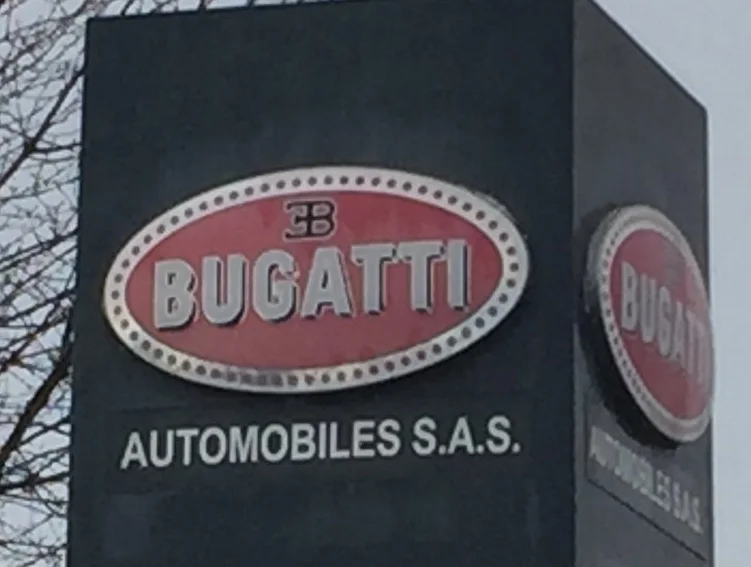 The Bugatti Chiron in the Wild...