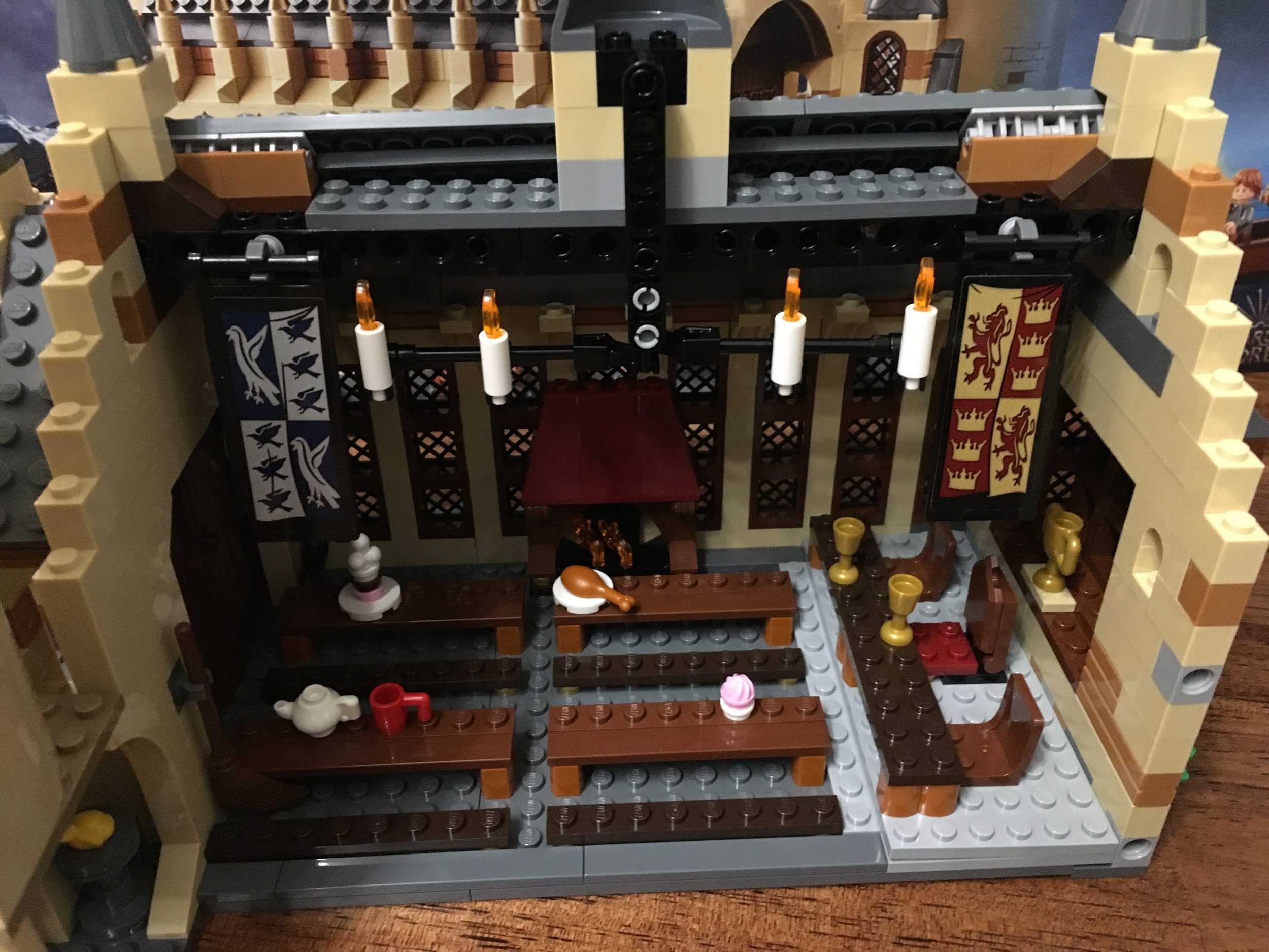 MOC] Decided to beef up the Basilisk from the Great Hall set - My