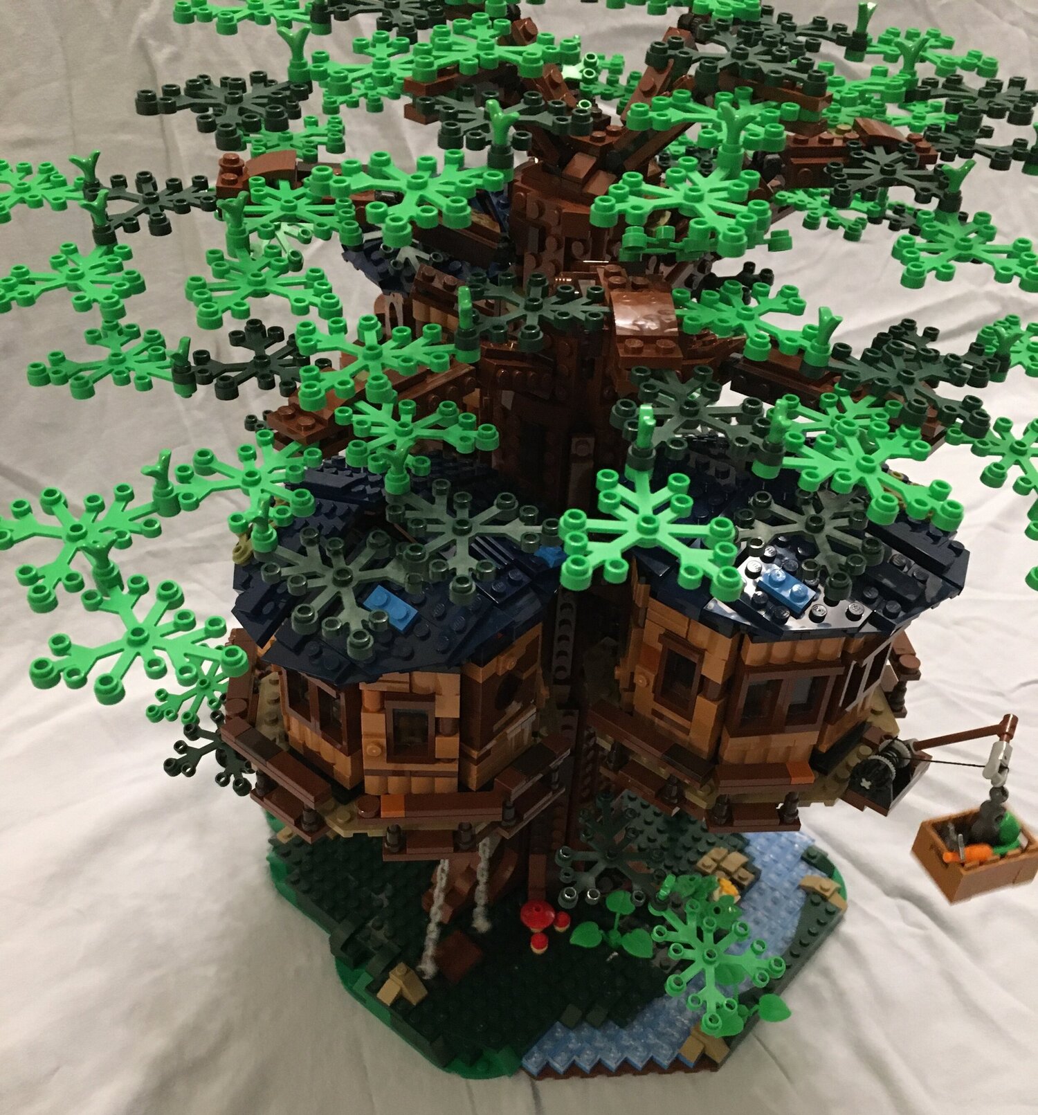 Nachtvlek Gang Met pensioen gaan Set Review - #21318-1: Tree House - LEGO Ideas — Bricks for Bricks