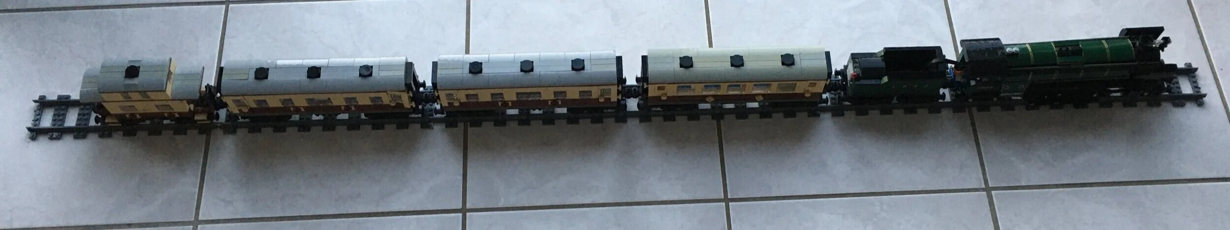 lego creator emerald night train