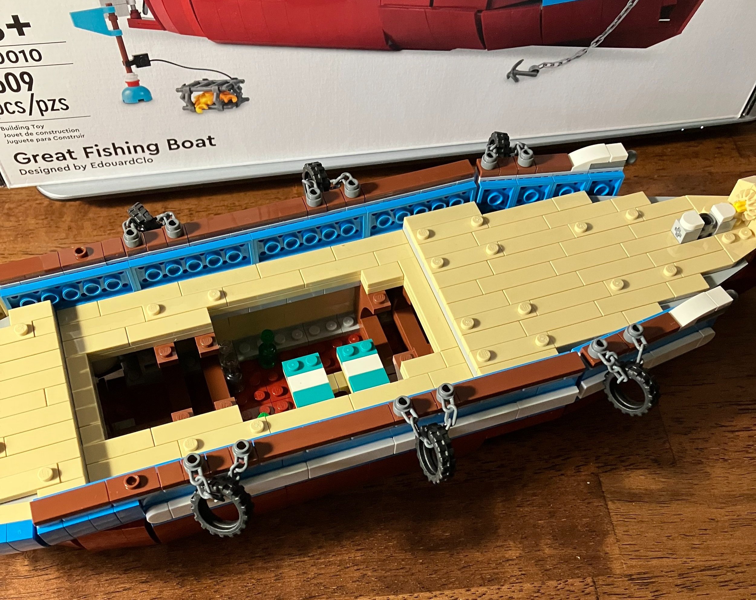Set Review: #910010-1: Great Fishing Boat - Bricklink Designer Program —  Bricks for Bricks