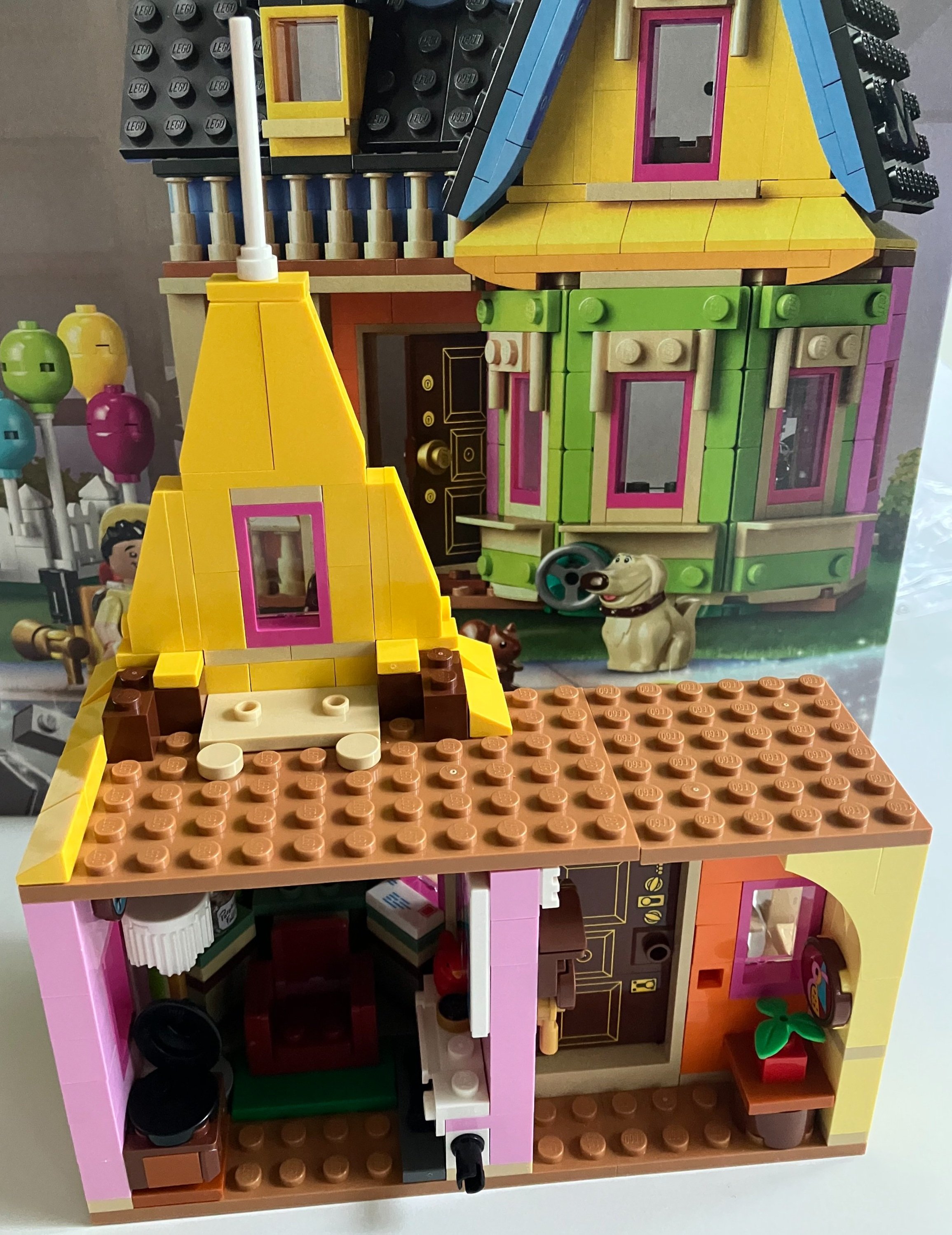LEGO Disney 43217 'Up' House - Adventure awaits! [Review] - The