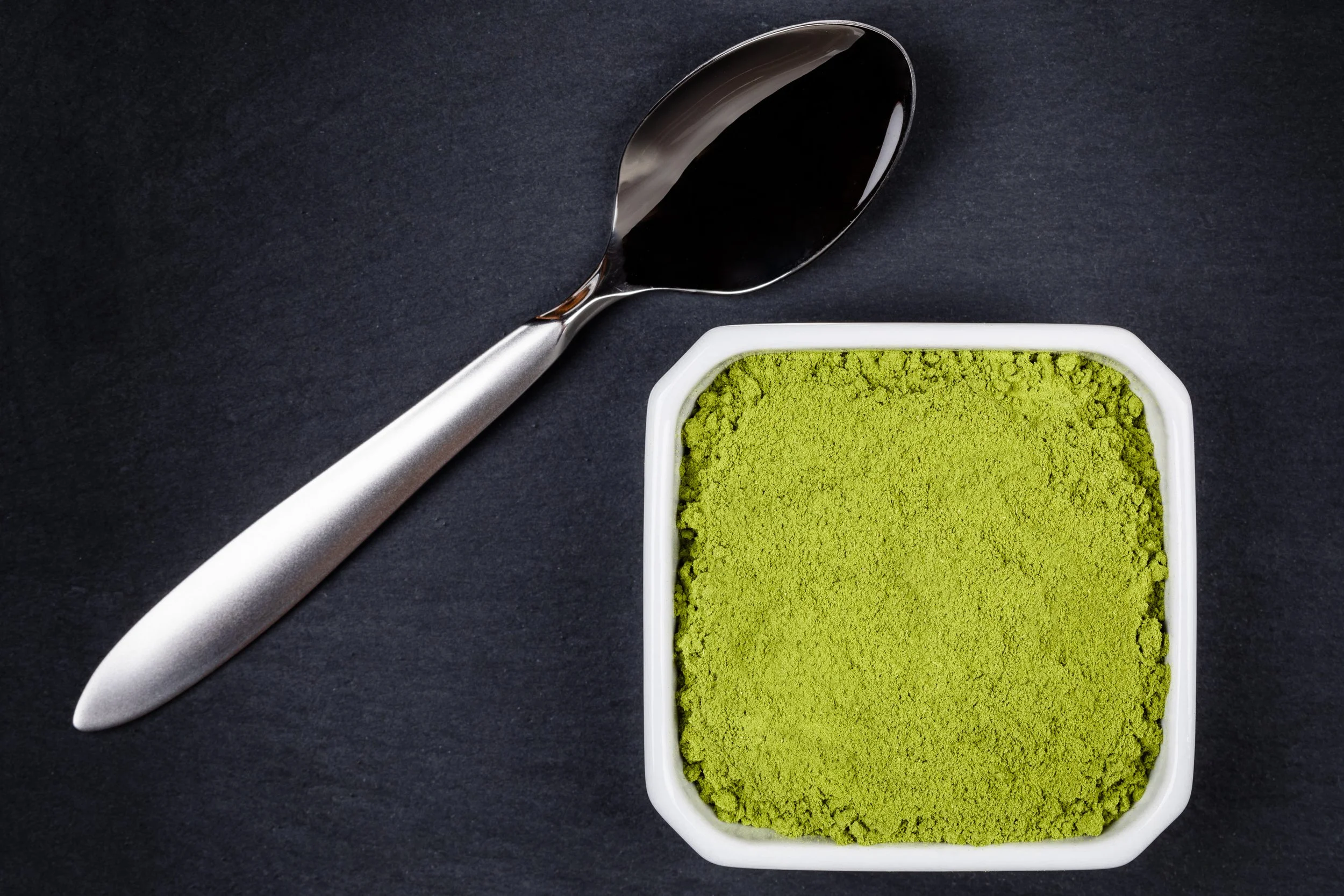 violet-seattle-moringa-powder-0110-Edit.jpg