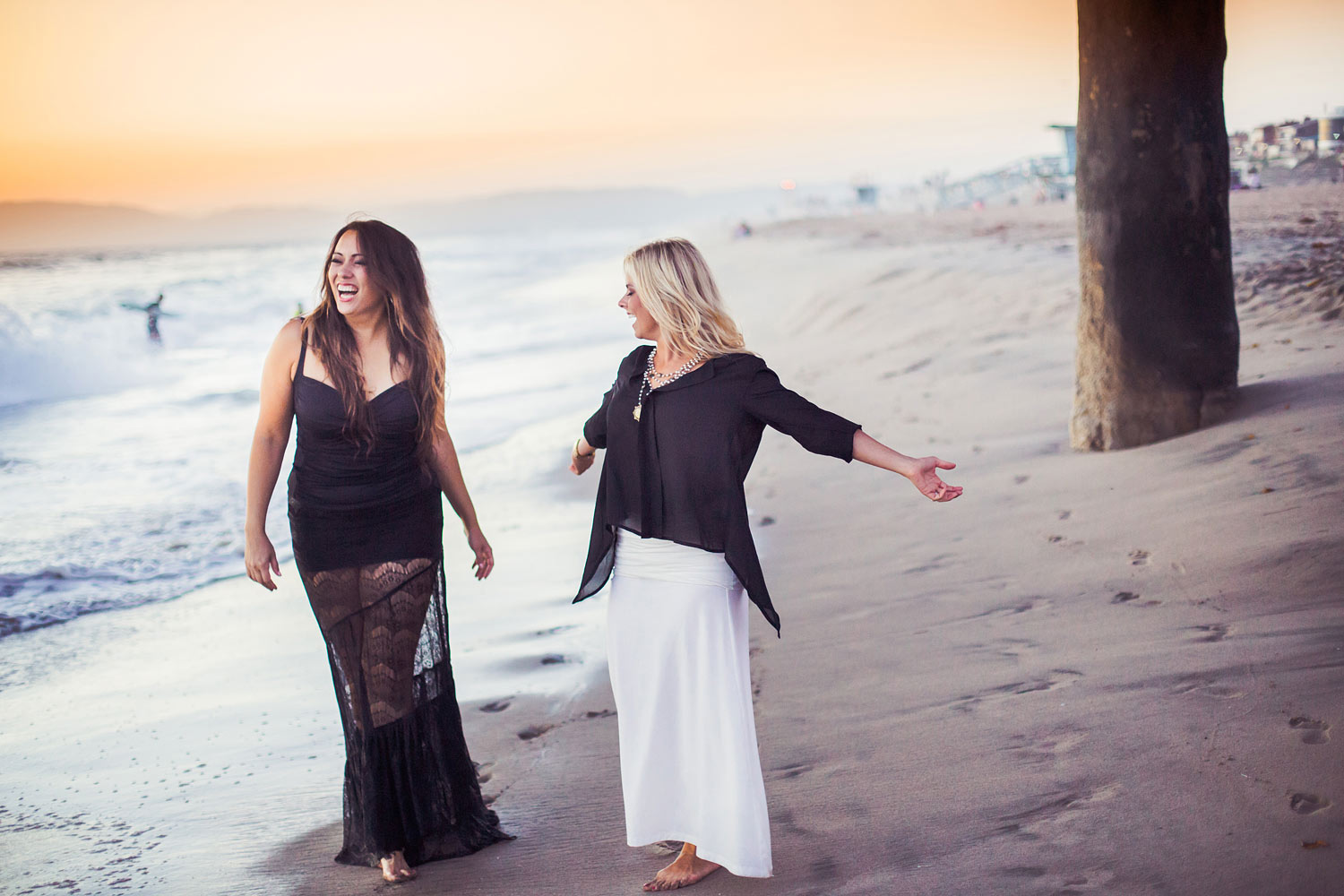 Lean Goddess Manhattan Beach | Stephen Grant Photography