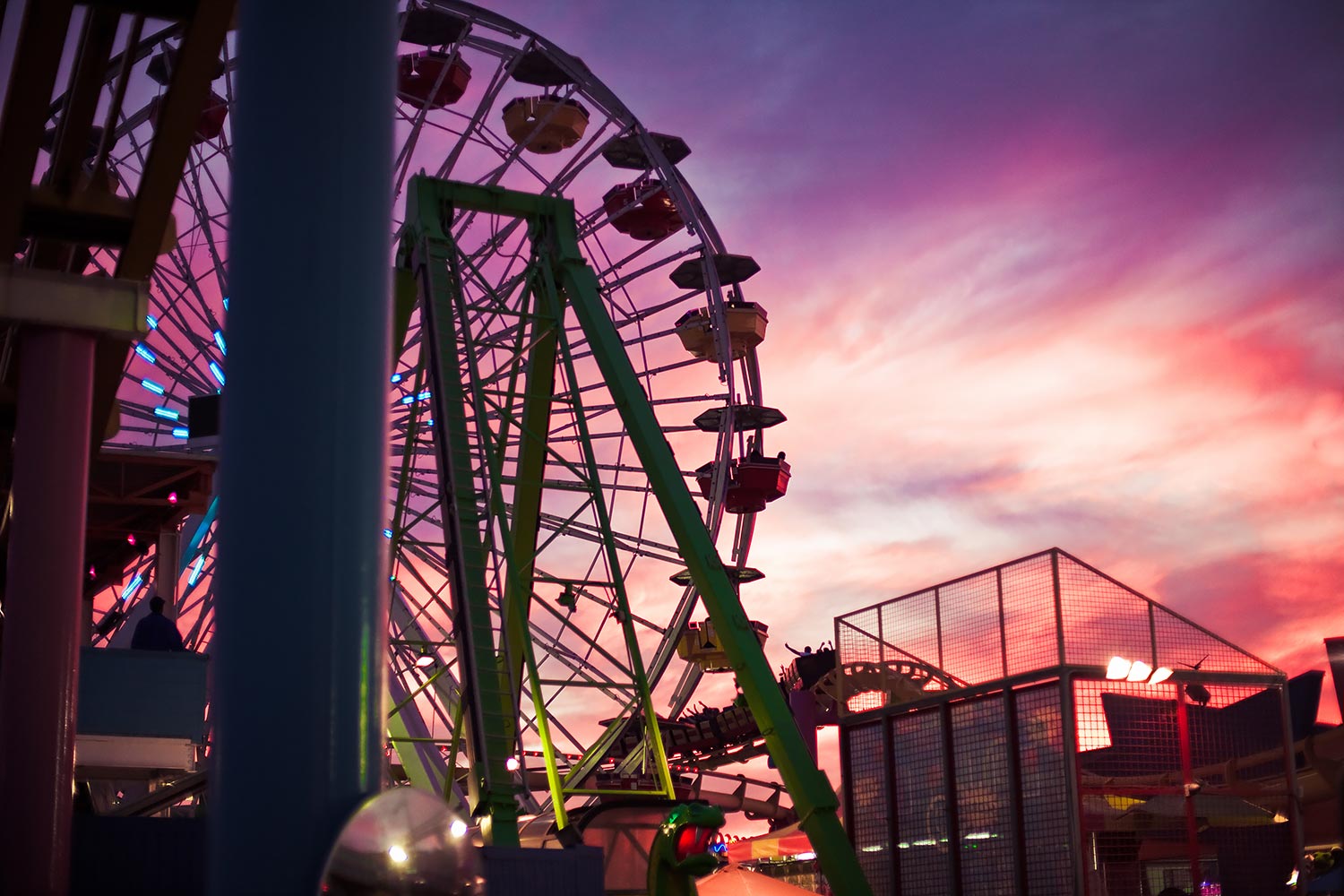 Santa Monica Pier Birthday | Stephen Grant Photography