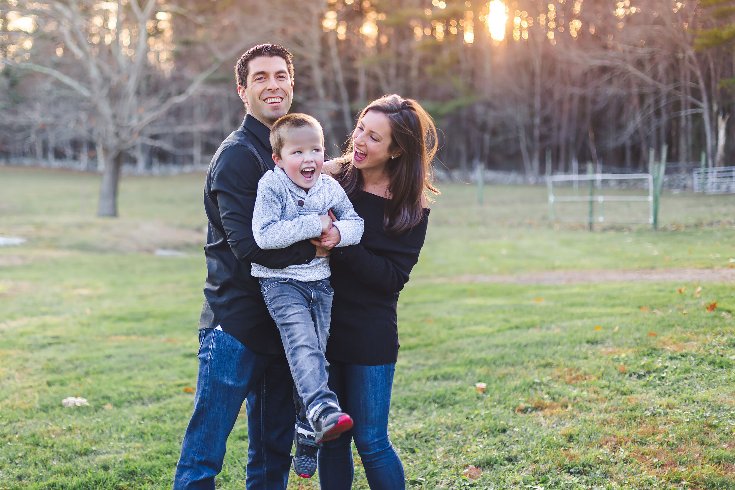 Newburyport Holiday Family Portrait Photographer | Stephen Grant Photography