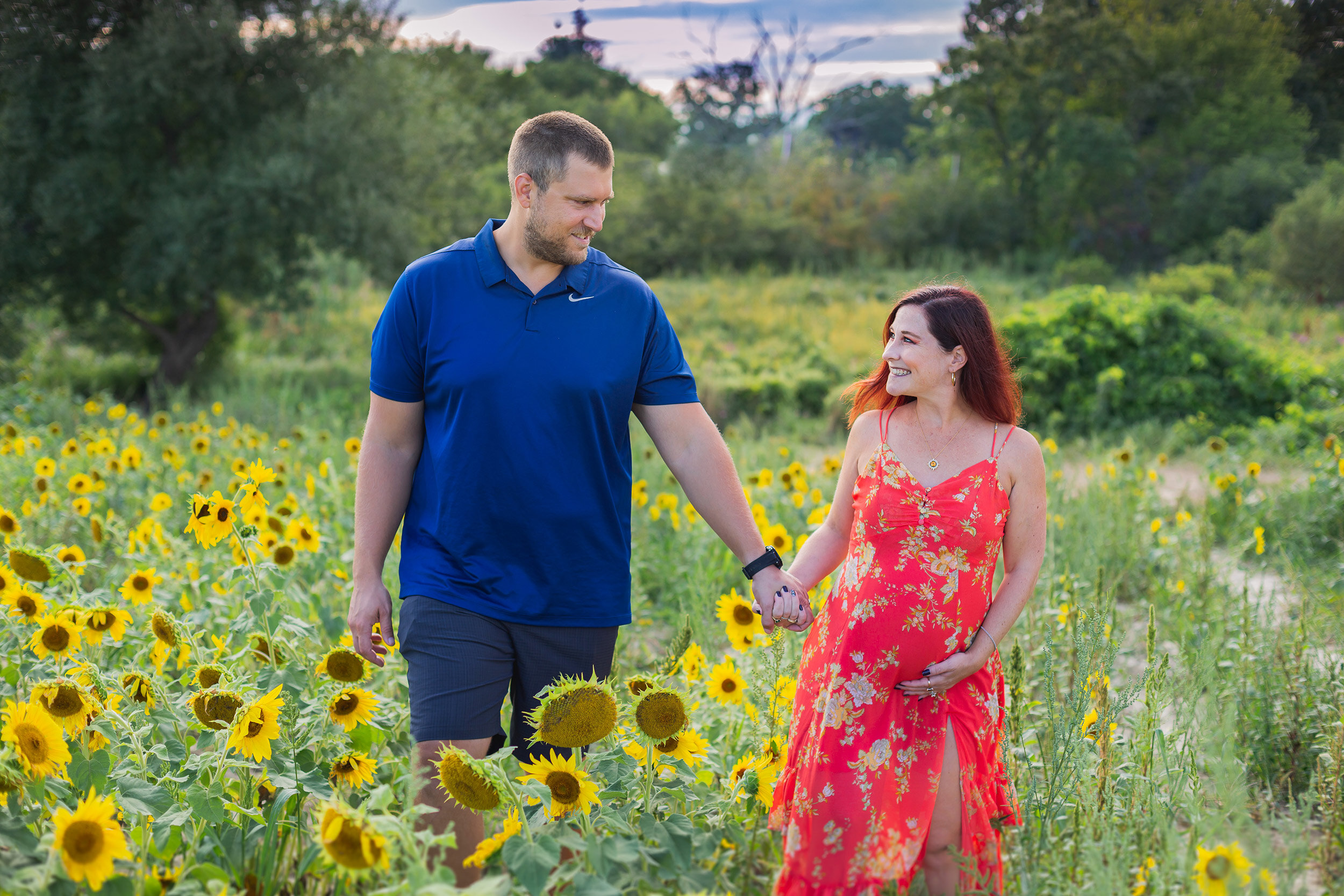 Colby Farm Sunflower Mini-Session Maternity Portrait | Stephen Grant Photography