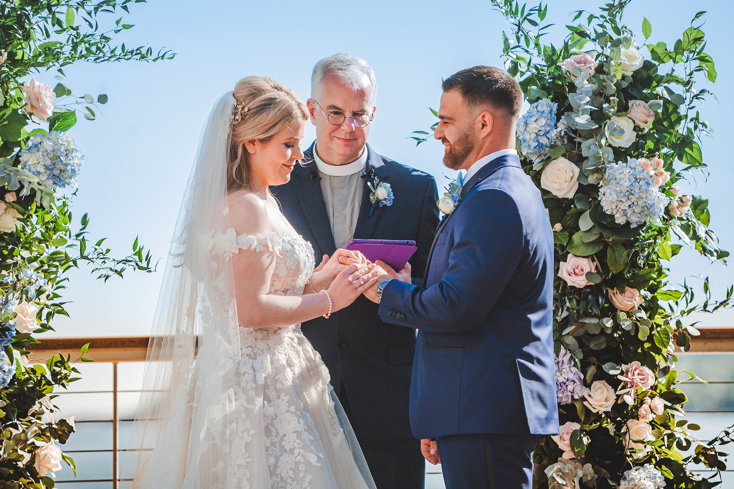 Boston Oceanfront Wedding | Stephen Grant Photography