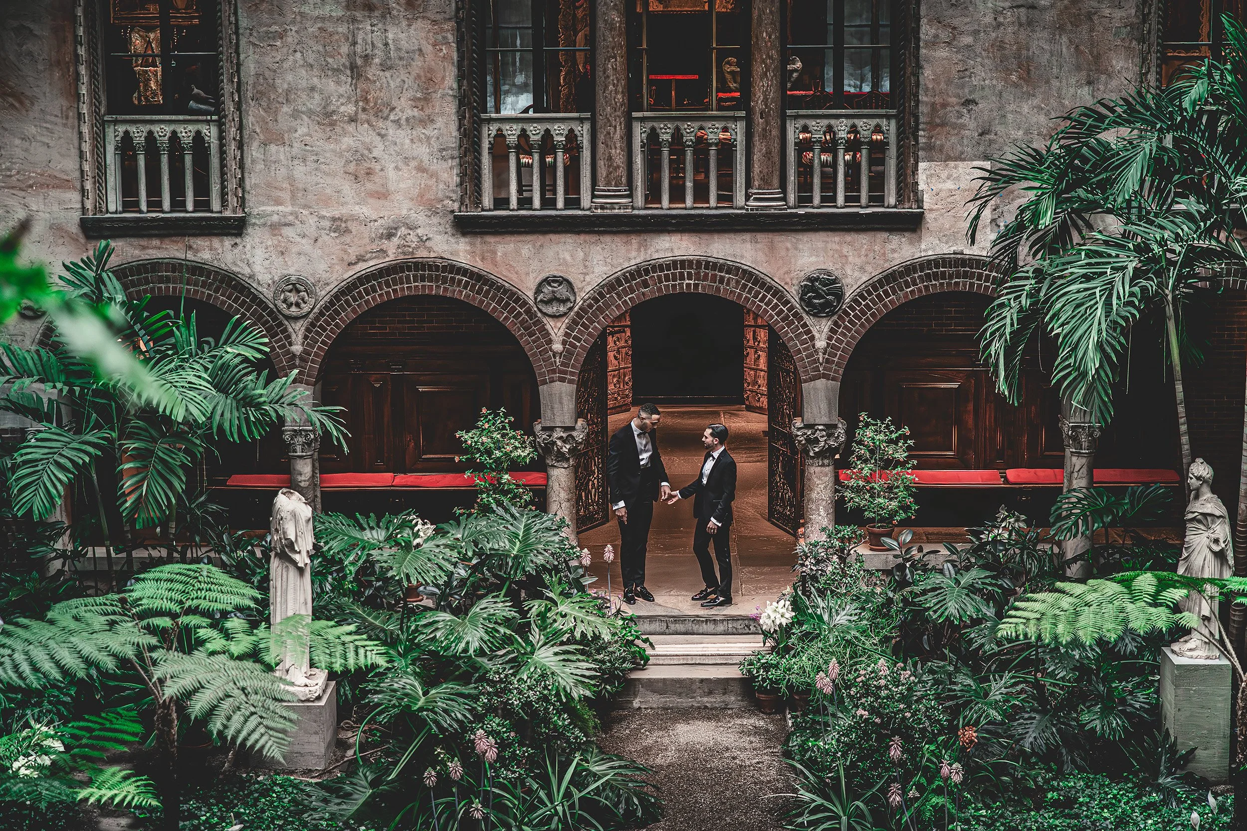 Isabella Stewart Gardner Museum Engagement Pictures | Stephen Grant Photography