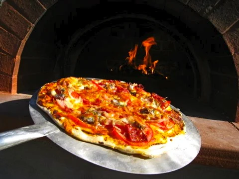 Mimosa Rocks Landscapes - Wood fired ovens & pizza ovens.. Pizza recipes - Byron Bay/ Newrybar /Lennox Head / Tintenbar / Bangalow / Federal / Alstonville /2478, 2481