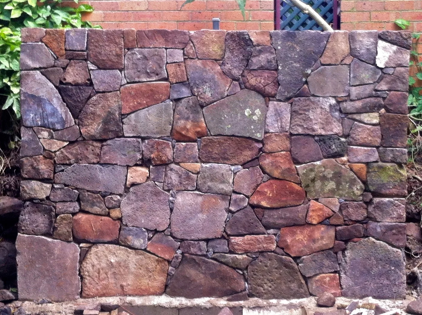 Mimosa Rocks Landscapes - Stone masonry feature stonewalls - Byron Bay/ Newrybar /Lennox Head / Tintenbar / Bangalow / Federal / Alstonville /2478, 2481