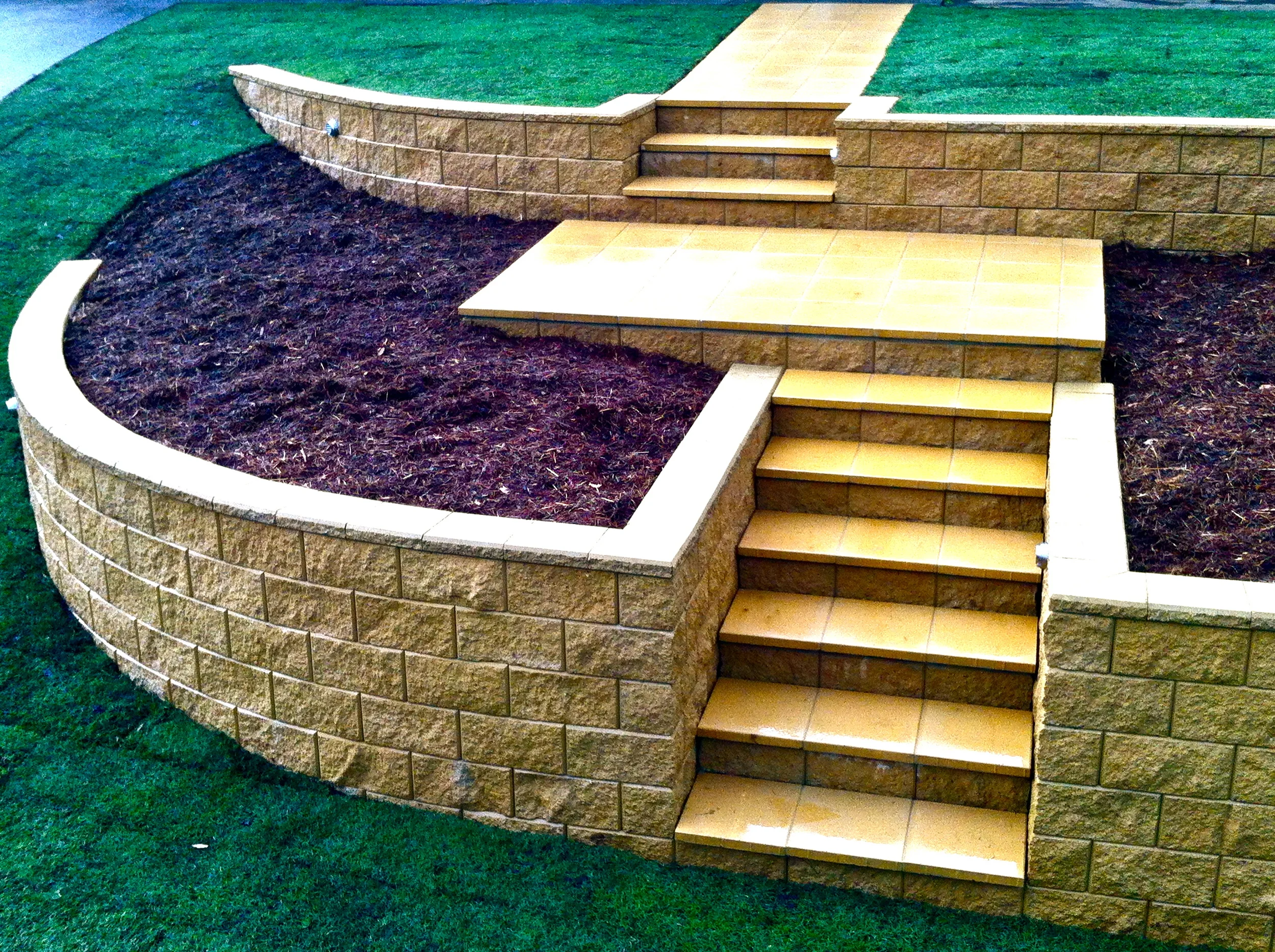 Mimosa Rocks Landscapes - retaining wall block work - Byron Bay/ Newrybar / Broken Head / Lennox Head / Tintenbar / Bangalow / Federal / Alstonville /2478, 2481