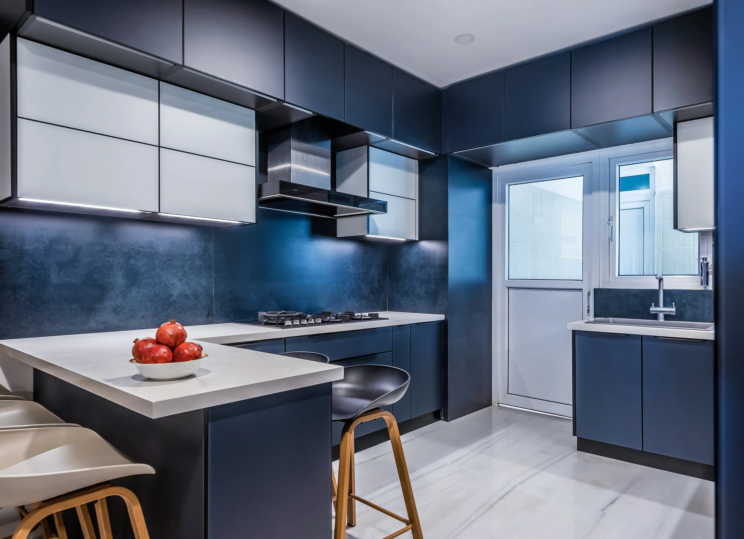 9 Kitchen View.jpg