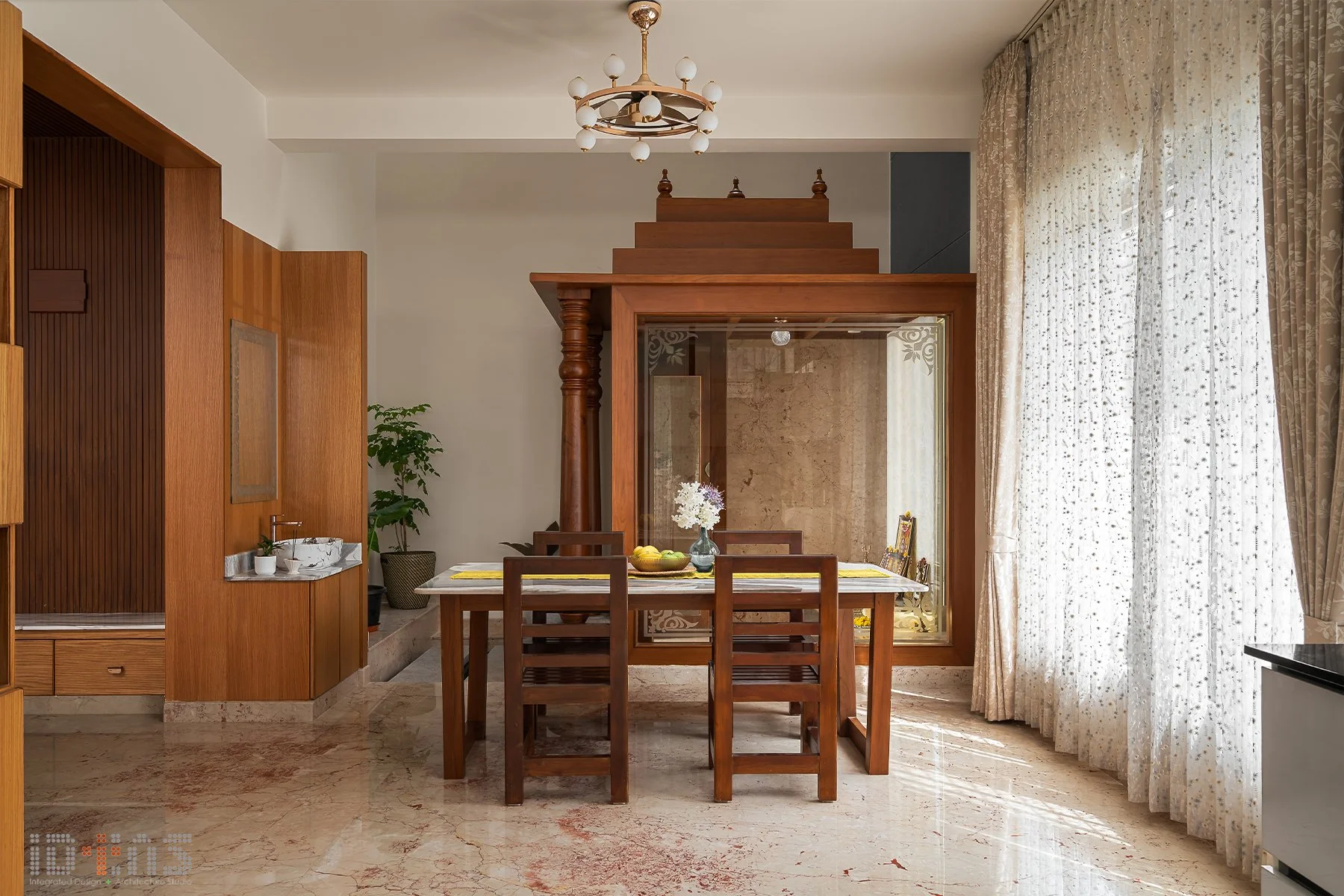 Dining room with a swing and timber framing