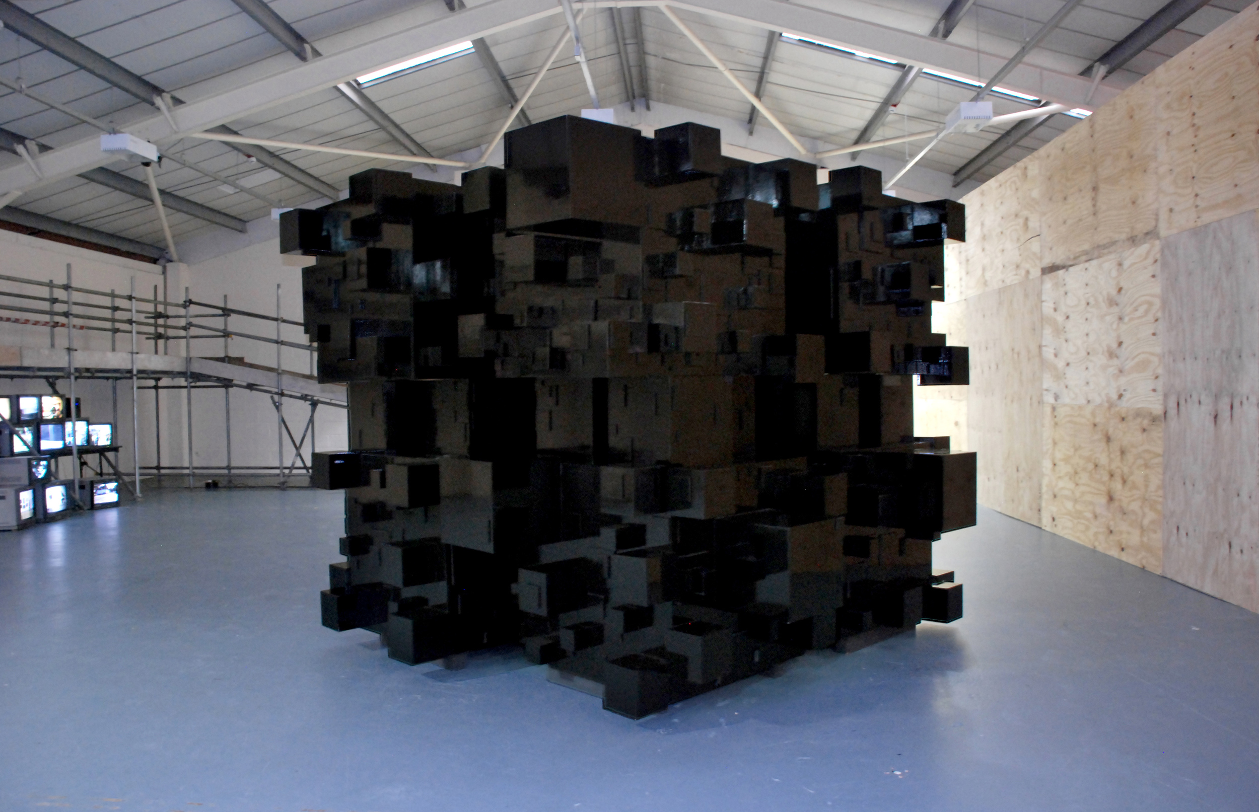 'Sorry Paul, 2013/MDF installation with high gloss lacquer
