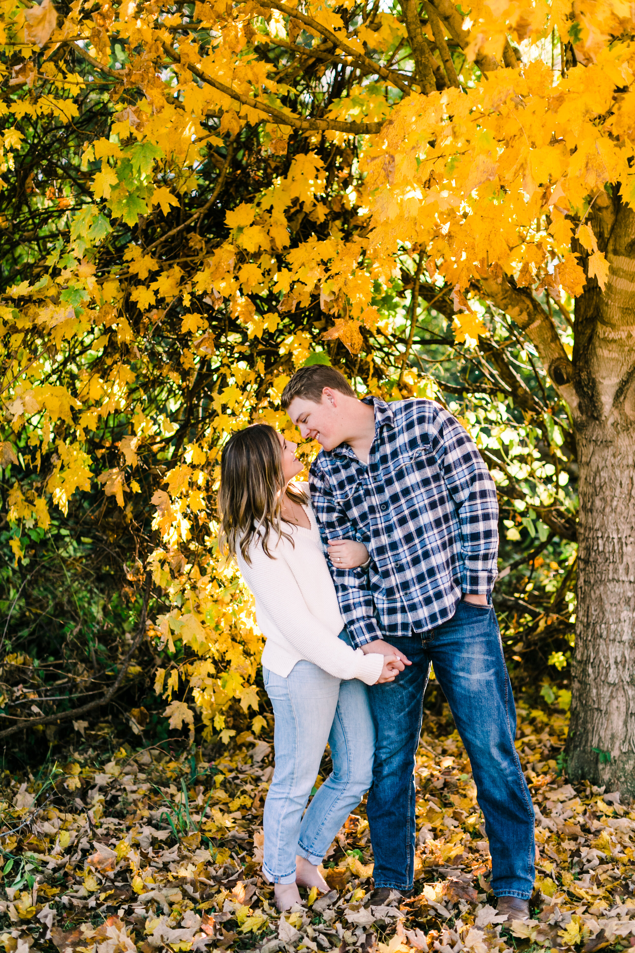 Tennessee+Fall+Engagement+Photos+Puppy (22 of 63).jpg