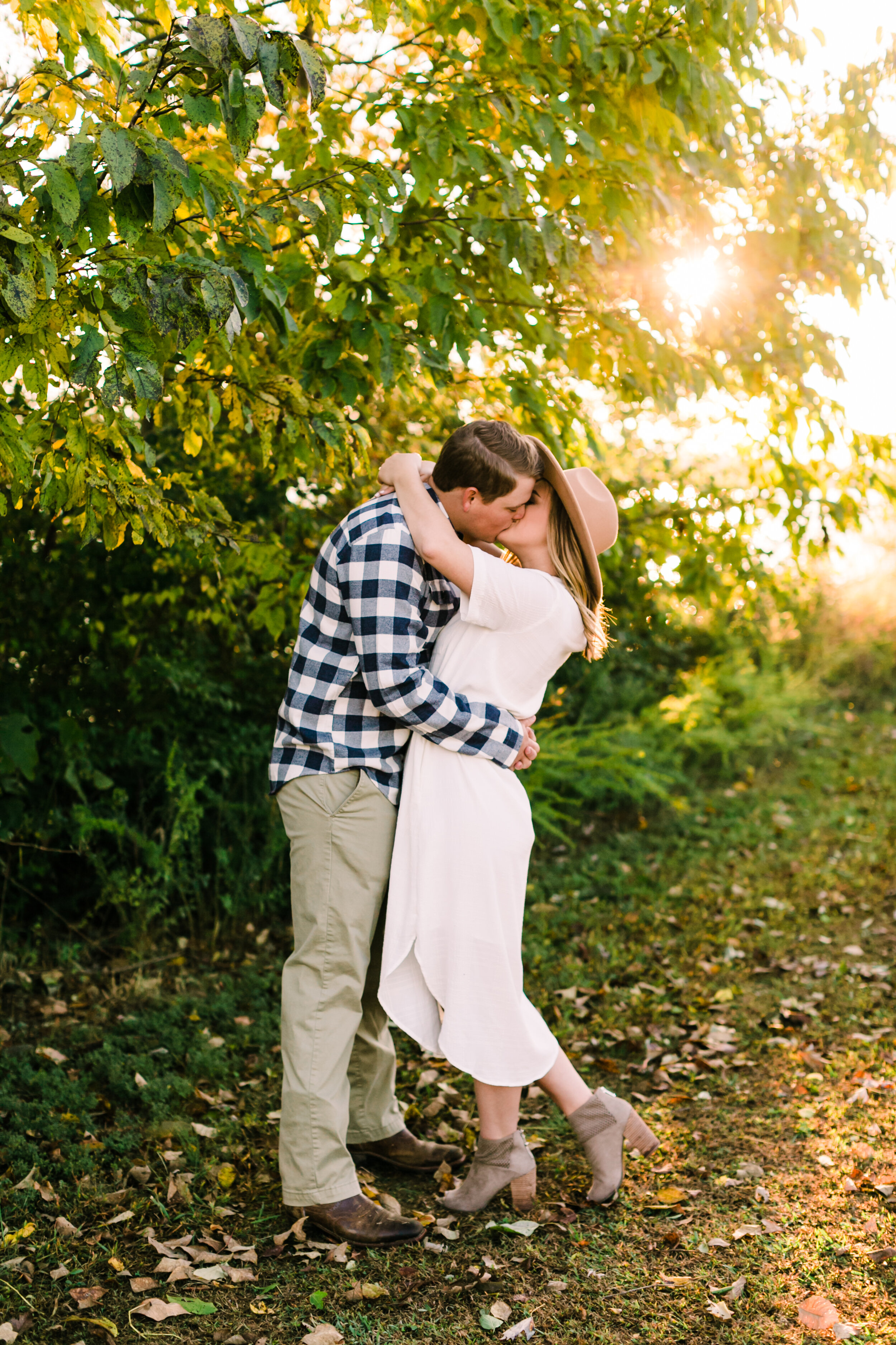 Tennessee+Fall+Engagement+Photos+Puppy (50 of 63).jpg