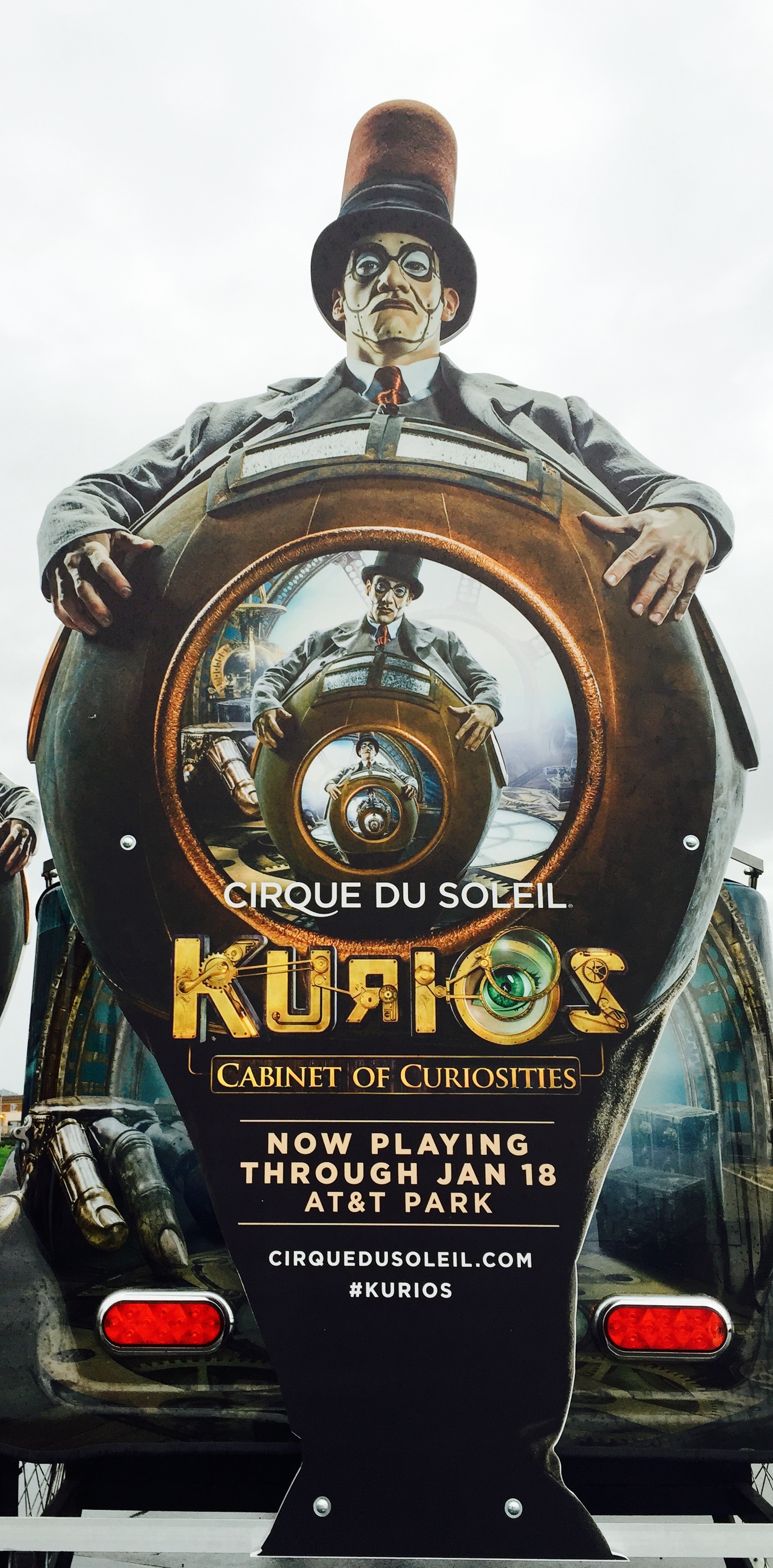 Kurios 7.jpg