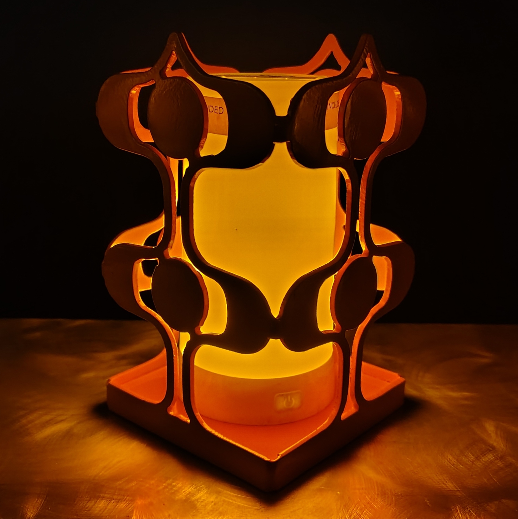 retro modern candle holder - 4.png