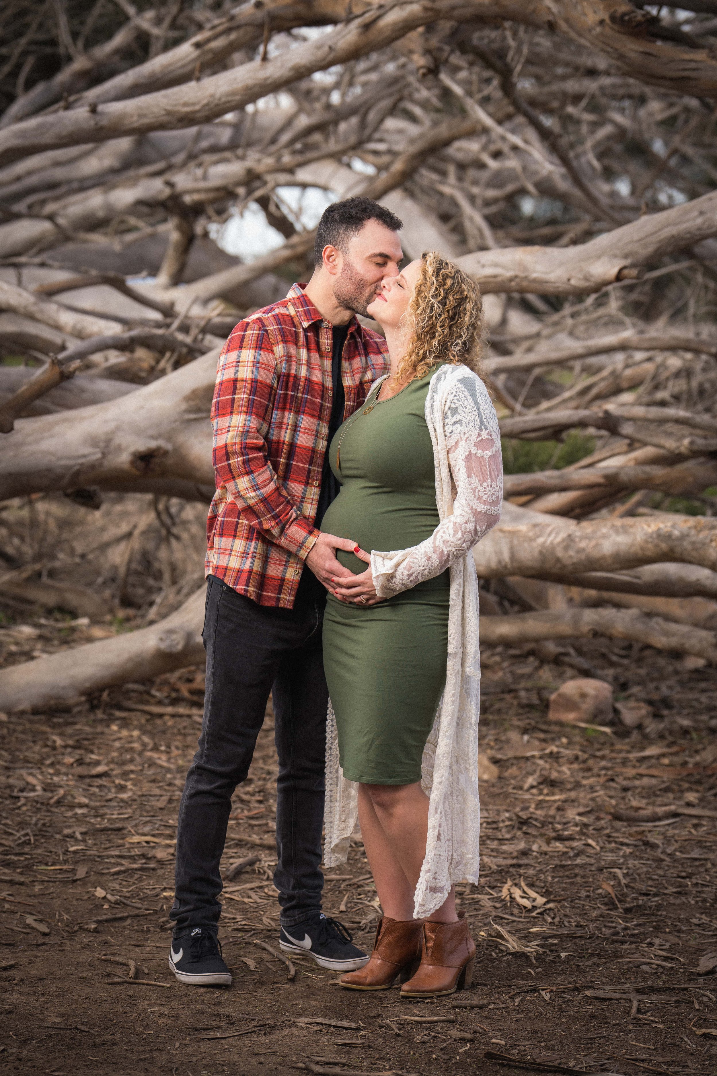 Maternity Photography by Los Angeles Photojournalist Annie Bang.JPG