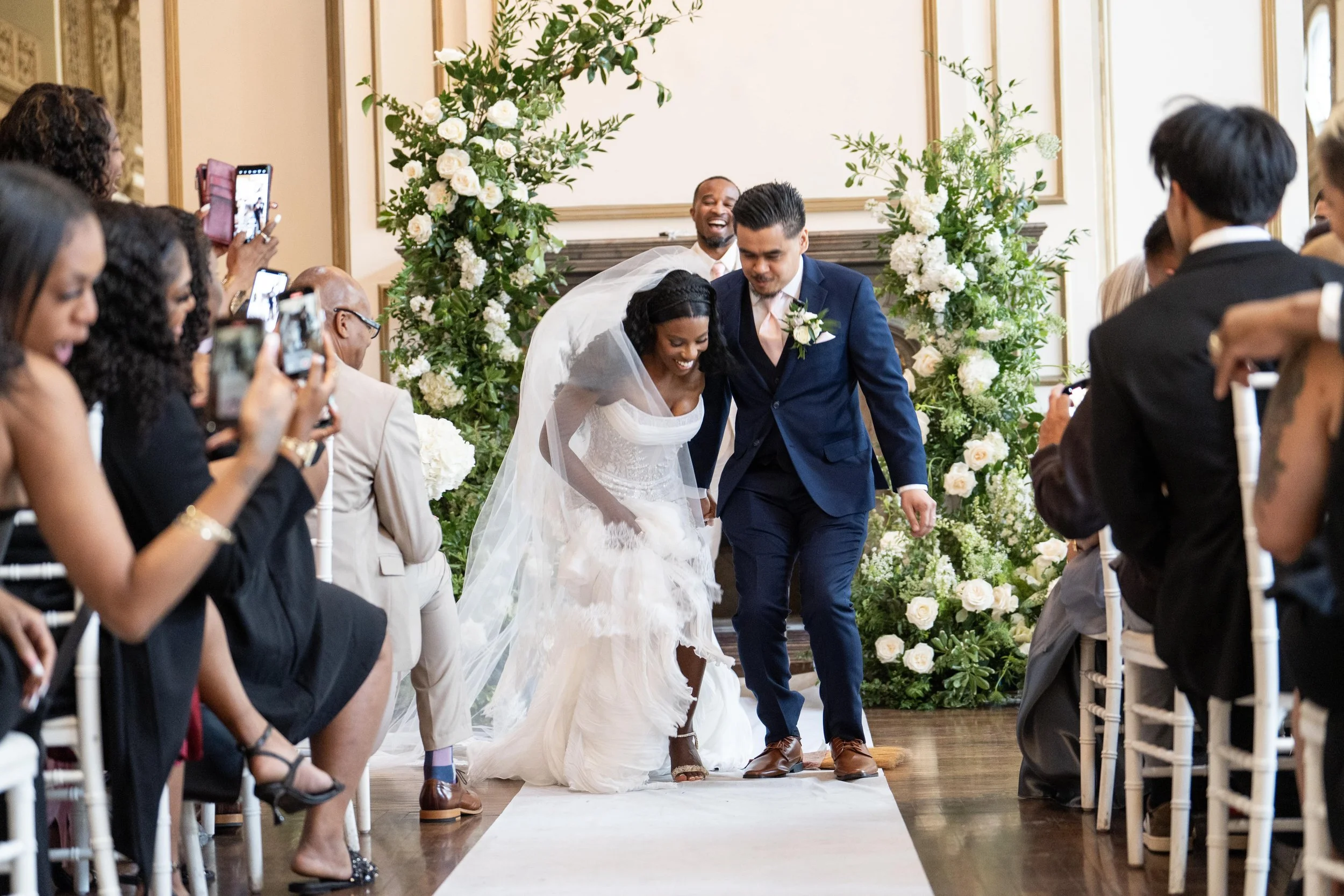 The Alexandria Ballrooms - Los Angeles Wedding Photos