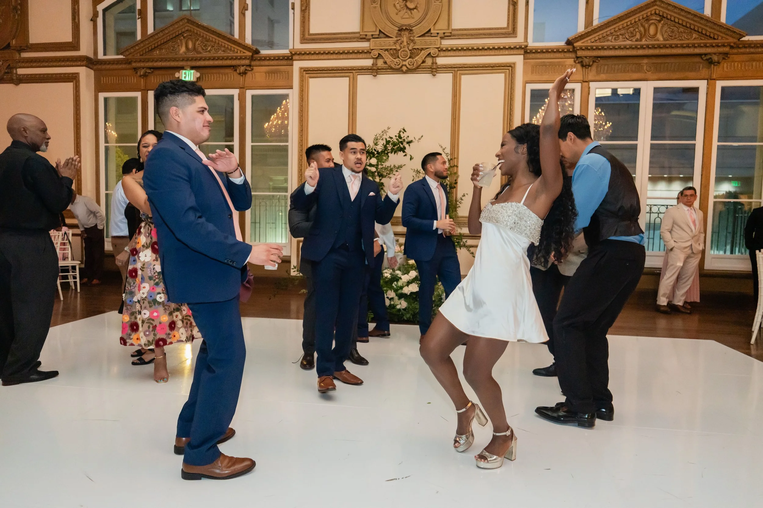 The Alexandria Ballrooms - Los Angeles Wedding Photos