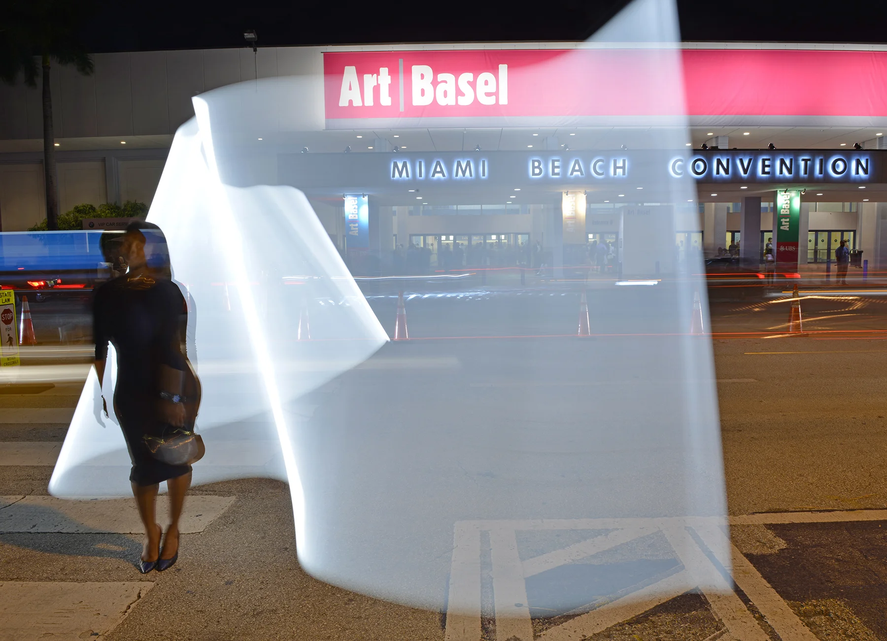 ABMB (un)CONVENTIONAL, 2014 C-print mounted on aluminum with plexi face 30 x 50