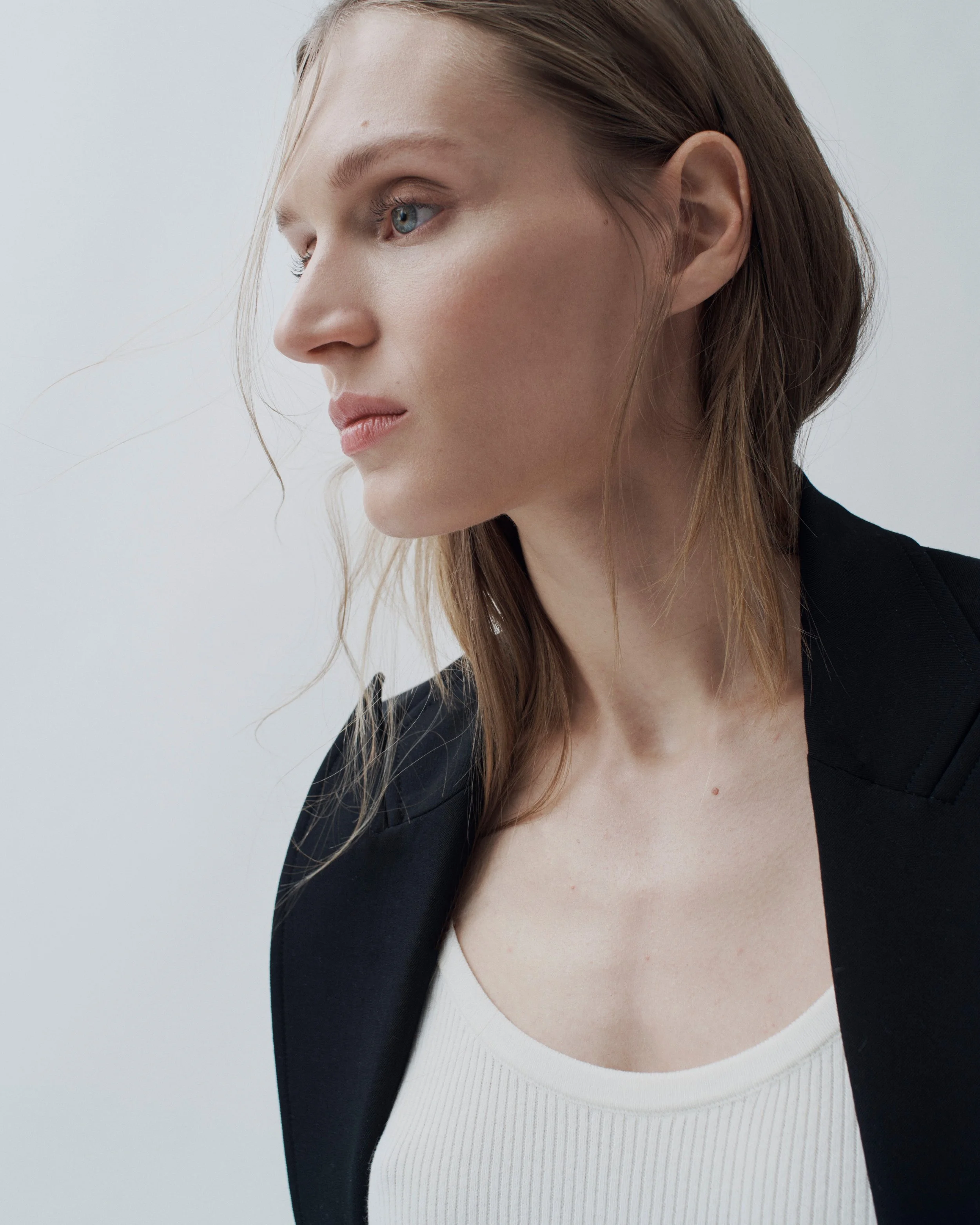 20240112CF_GLABEL-JANUARY_ON-FIGURE_SHOT-06_1422.jpeg