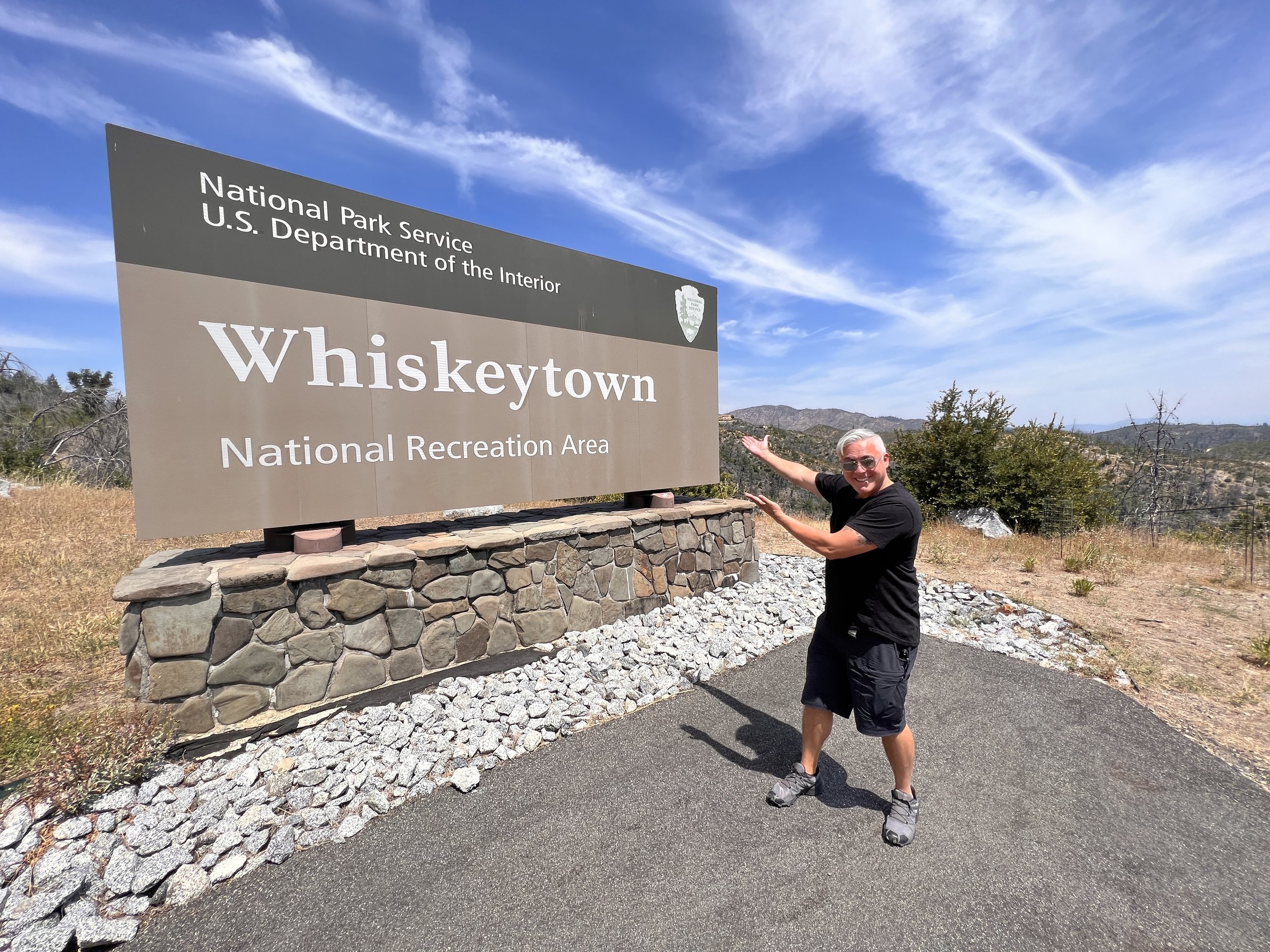 Whiskey Town_9040.JPG