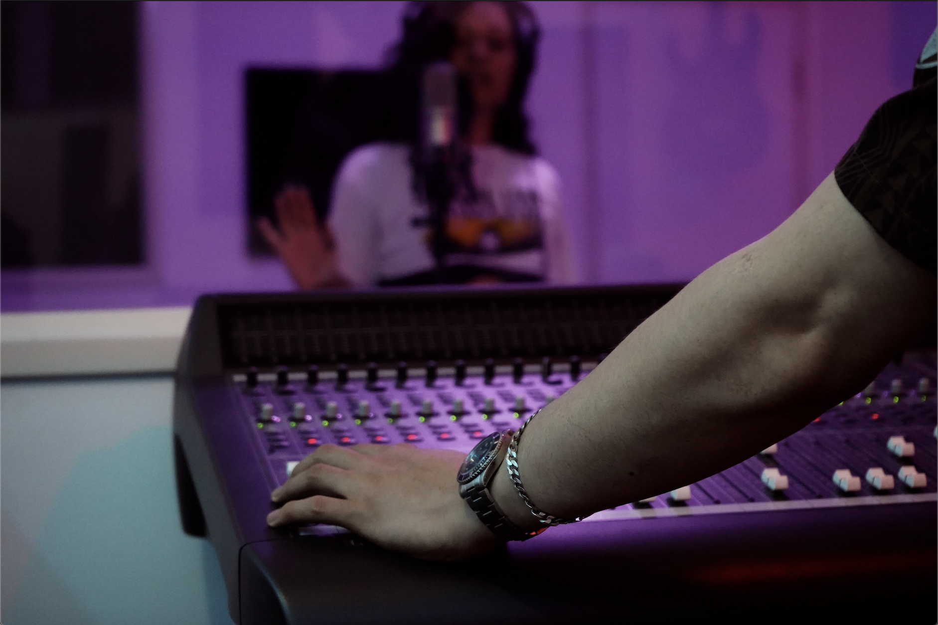 We have an unlimited creative impulse and the ability to create collaboratively with nearly any artist. We can contribute to the artistry of our clients helping them connect the dots and tie their vision together one idea at a time. We can even (help) specifically design music to meet the requirements and specifications of the client while considering standard levels of professional rock, pop, hip hop and electronic music mixes. Our collaborative people skills and artistic eyes enable us to satisfy the artistic vision of the client. We have the ability to see a final product even when the artist has an incomplete vision. We can take any theme or combination of themes the client wants to use and extrapolate a professional brand synonymous with the musics’ general feel and attitude. Our clients work with Brave And Fortune Studios because they trust our comprehension of their artistic needs and they also trust our skills and sense of style. This allows for powerful cooperation and enables us to guide them to a final product they will be proud to market.