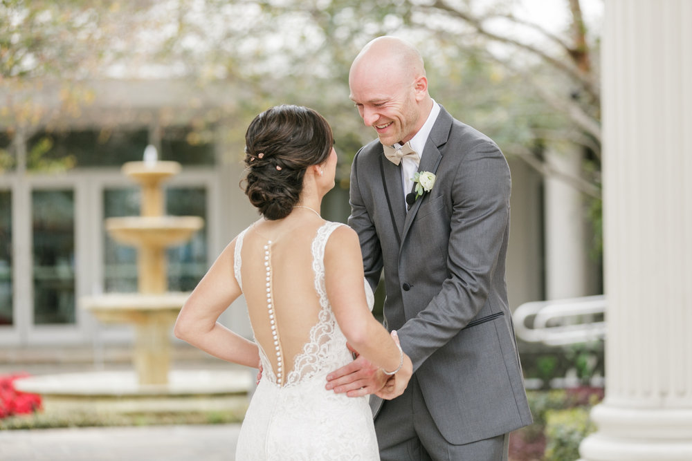 downtown orlando wedding portraits.jpg