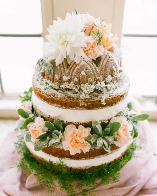 Cake by Floured Roses