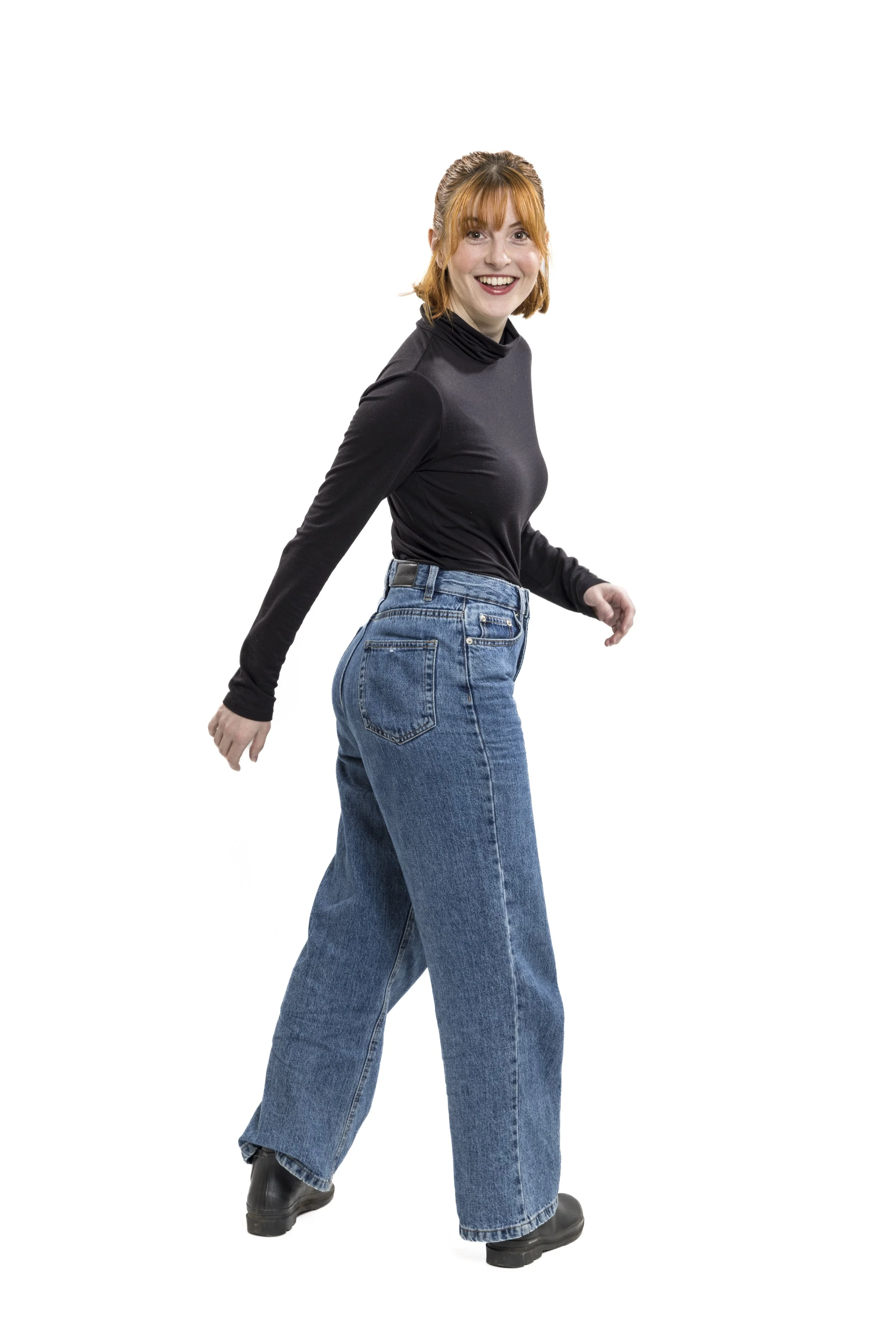 Elise Bones 1 full.jpg