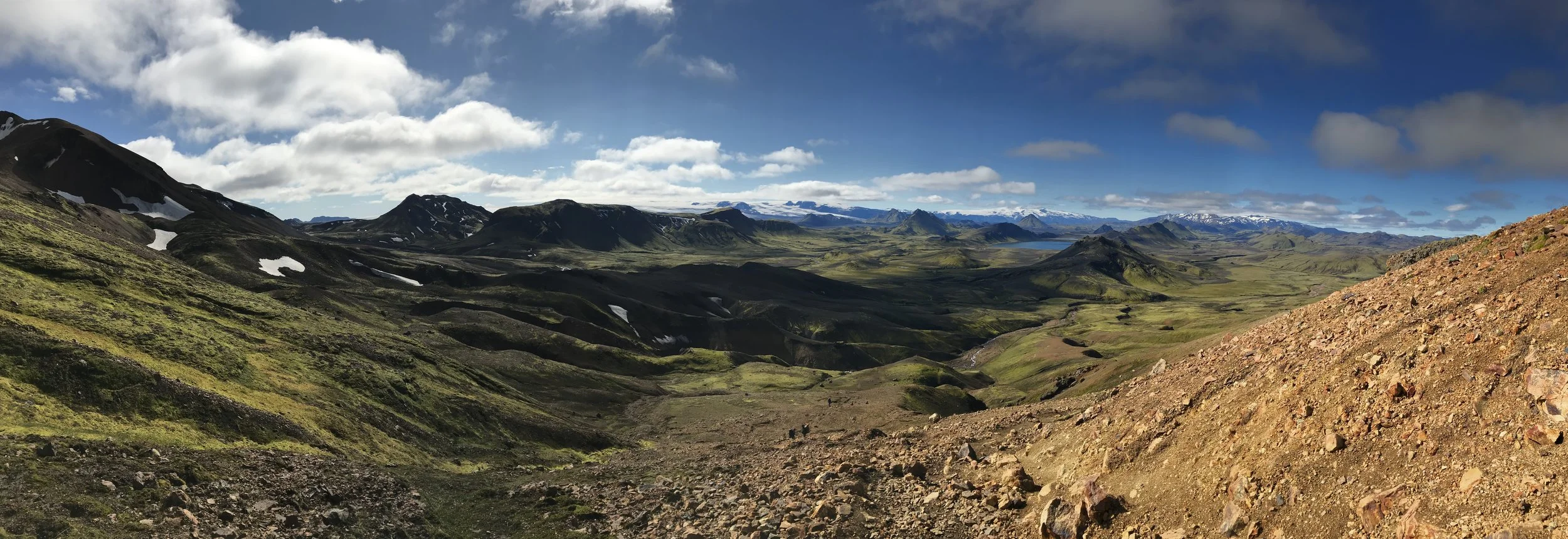 There is a long climb out from Lake Alftavatn, but a stunning view!