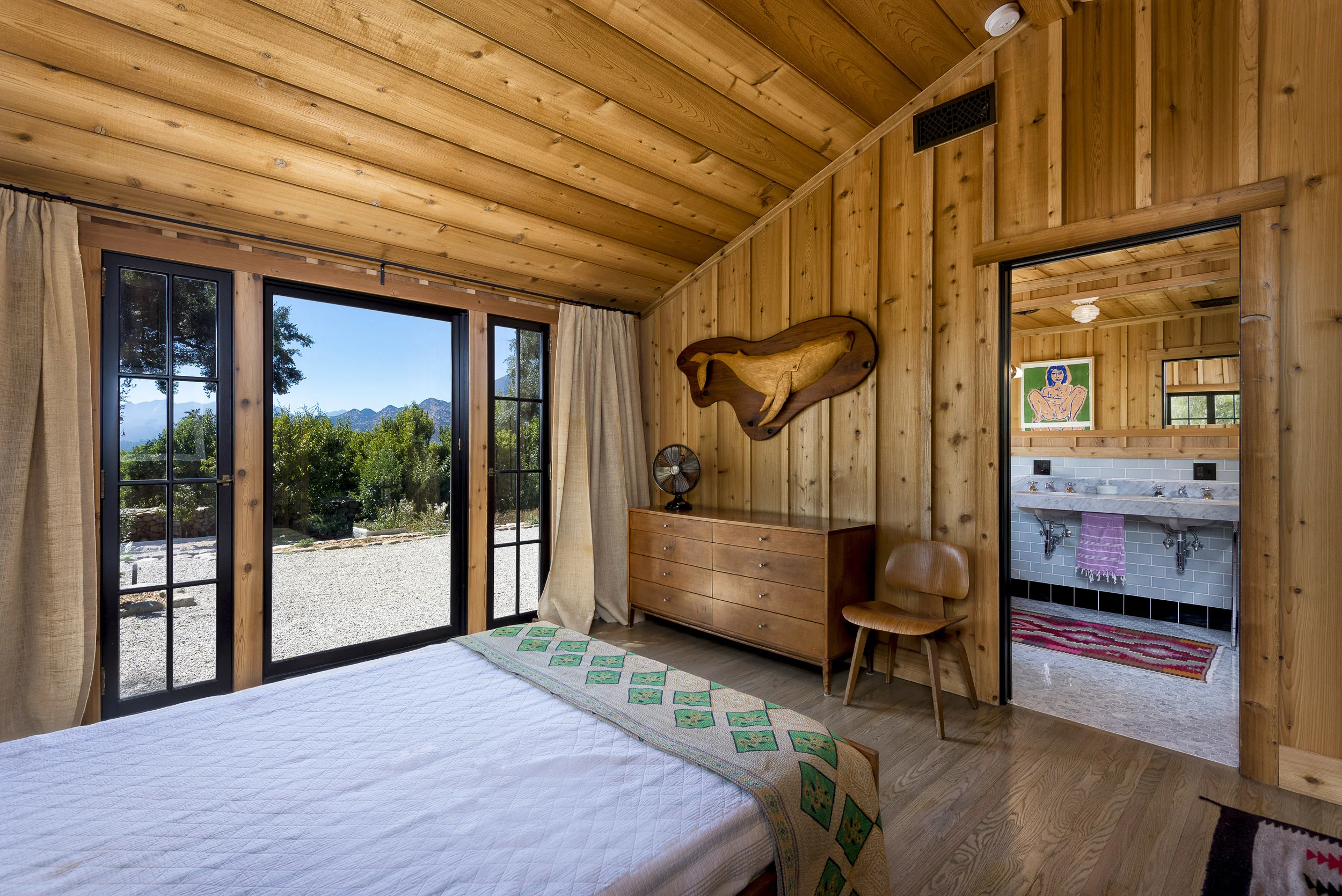 MasterBedRoom.jpg