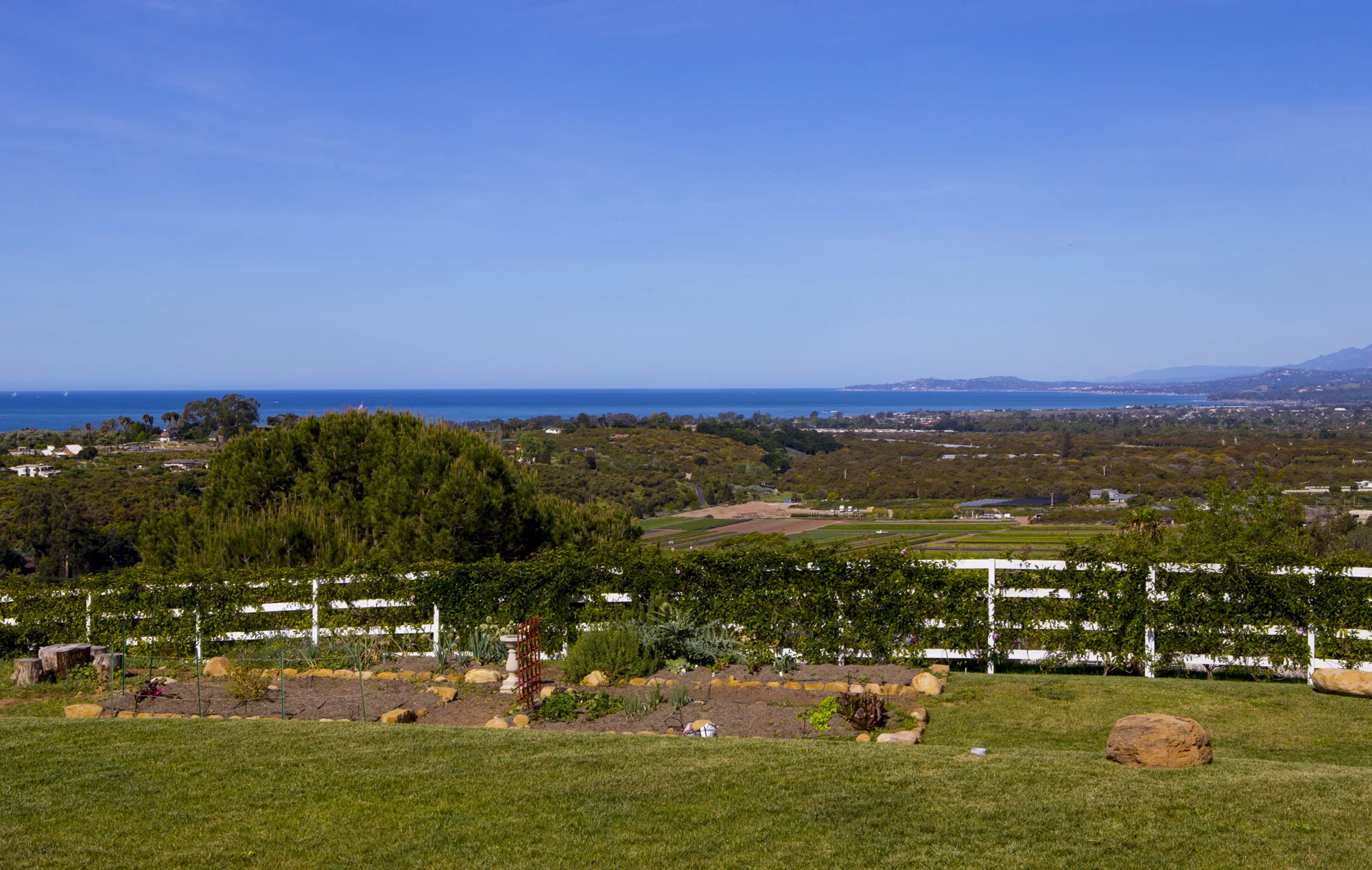 6977 Sheppard Mesa_0005.jpg
