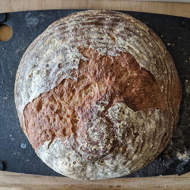 #socialdistancing loaf 5
Overproofed sourdough