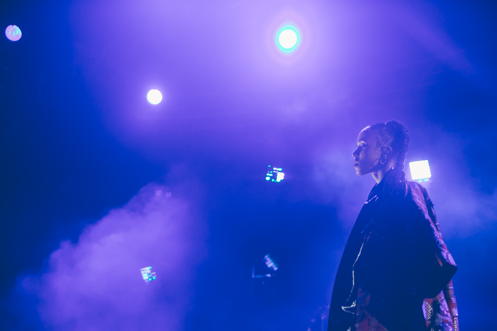 FKA TWIGS PERFORMS AT THE 2015 FYF FESTIVAL IN LOS ANGELES. / PHOTO © KAYLA REEFER, SUSPEND MAGAZINE