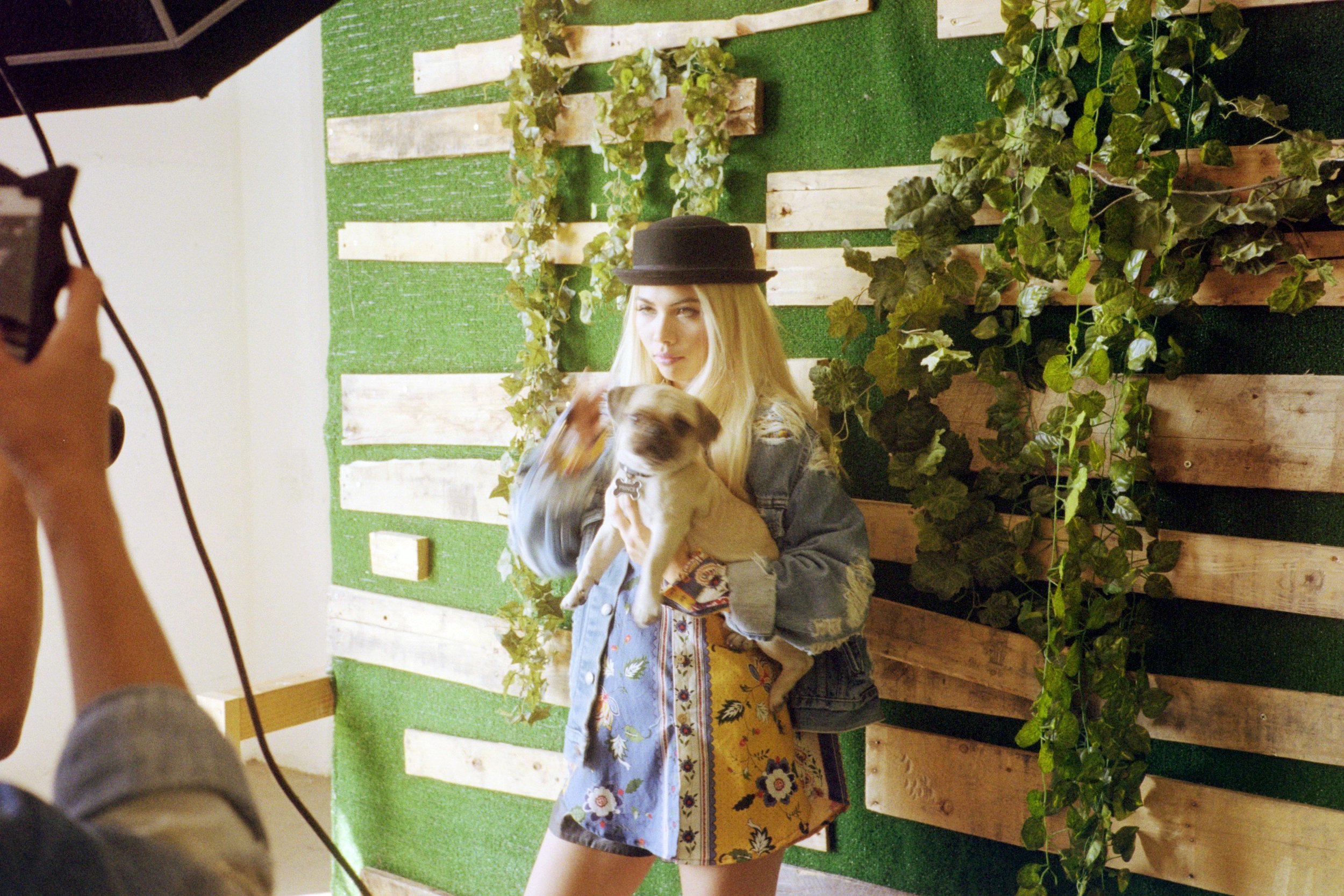  Hayley Kiyoko on the set of her cover shoot for ISSUE 05 of SUSPEND. / Photo: © Diane Abapo 